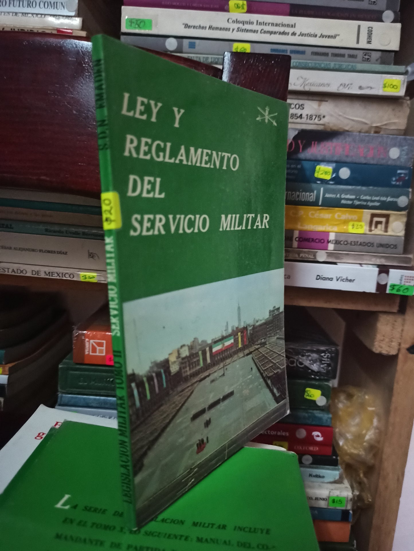 LEY Y REGLAMENTO DEL SERVICIO MILITAR POR EDITORIAL SDN USADO DERECHO LITERARIO 207