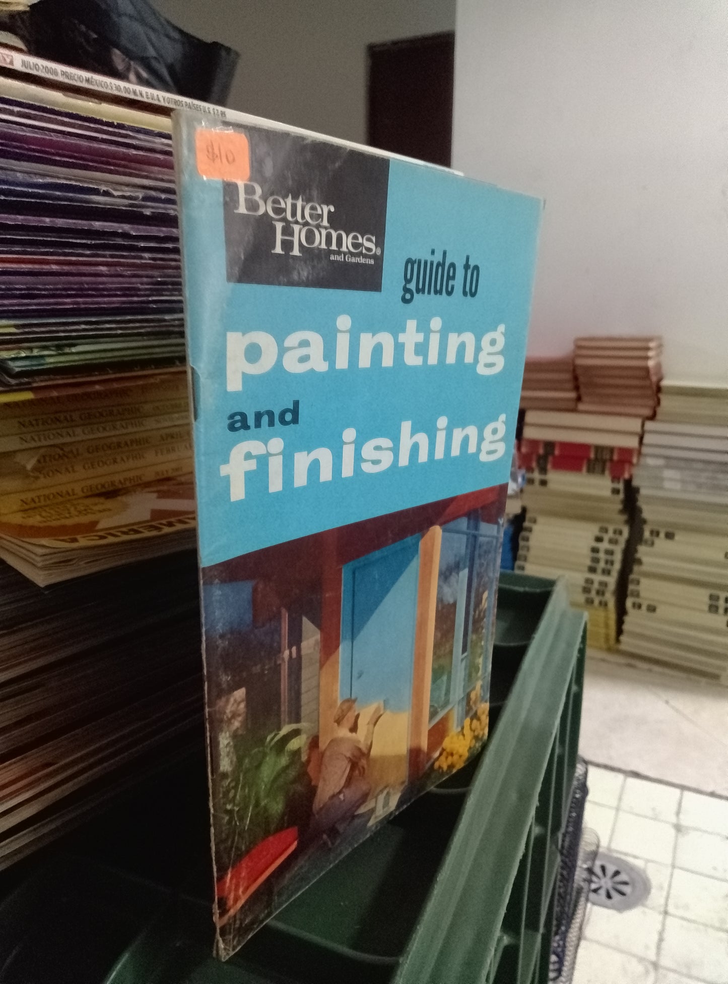 GUIDE TO PAINTING AND FINISHIMG BETTER HOMES AND GARDENS USADO IDIOMAS JUAREZ 515