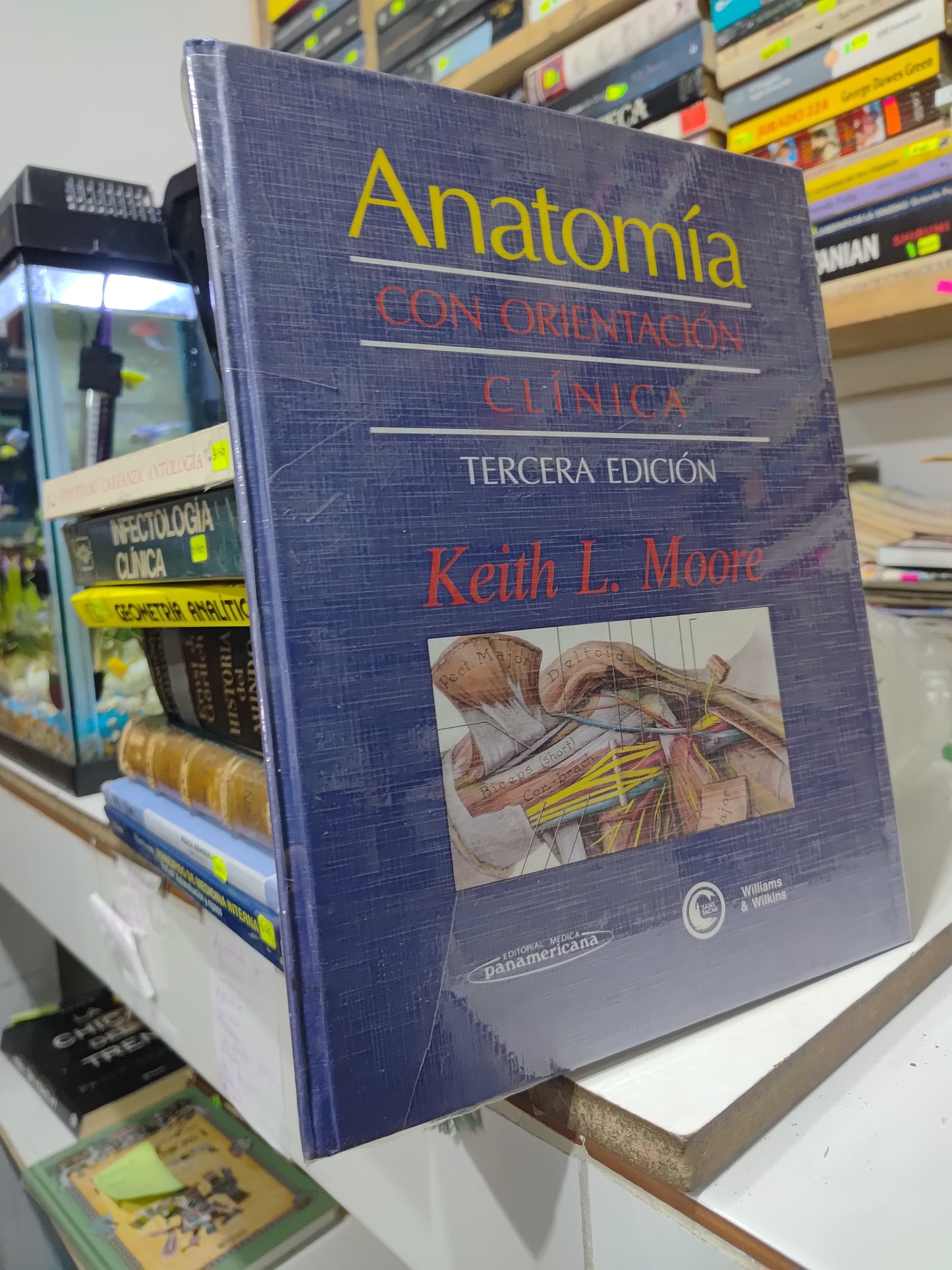 ANATOMIA CON ACLARACION CLINICA POR KEITH L. MOORE USADO SALUD JUAREZ 507