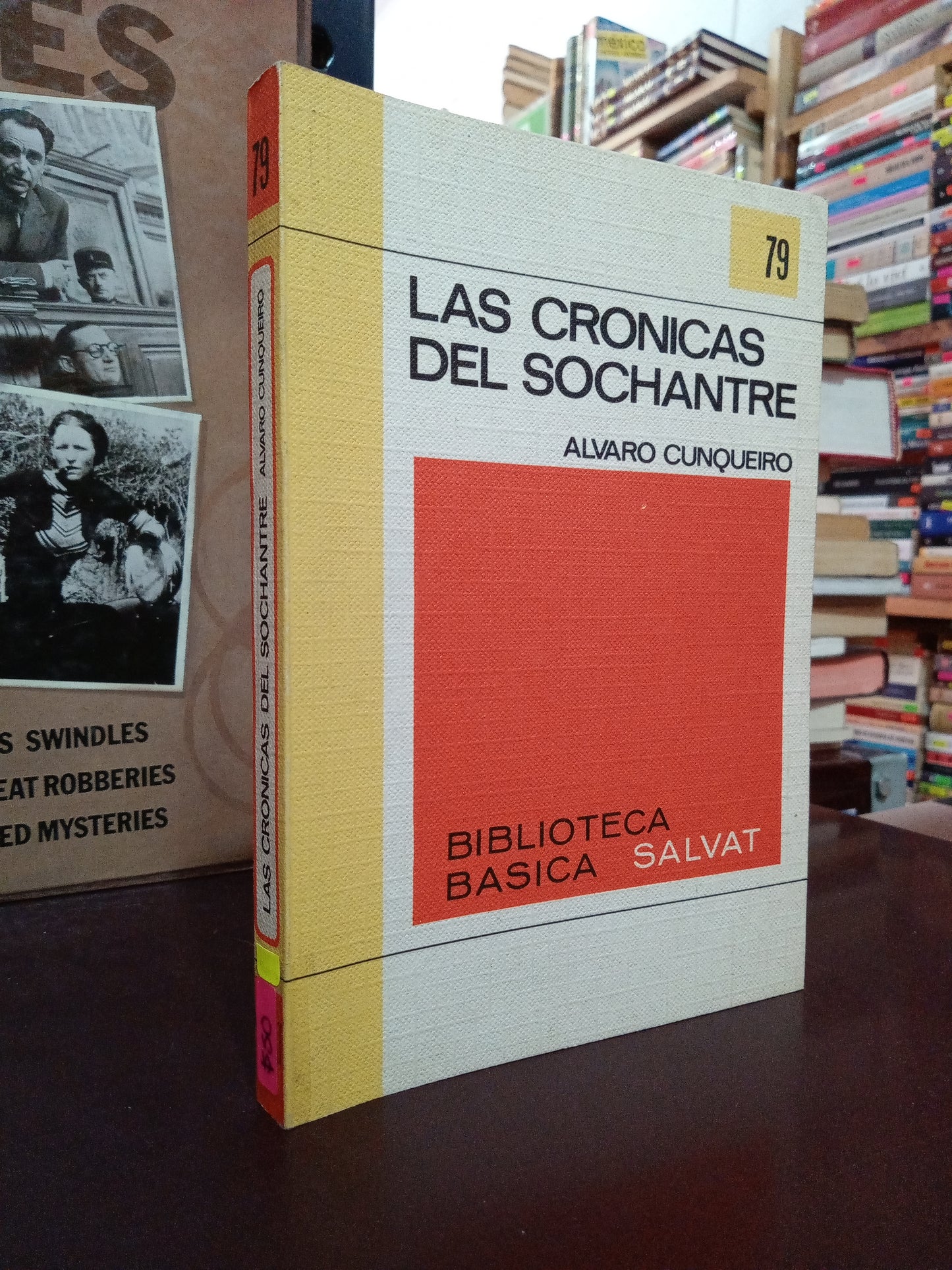 LAS CRONICAS DEL SOCHANTRE ALVARO CUNQUEIRO USADO NOVELA LITERARIO 305