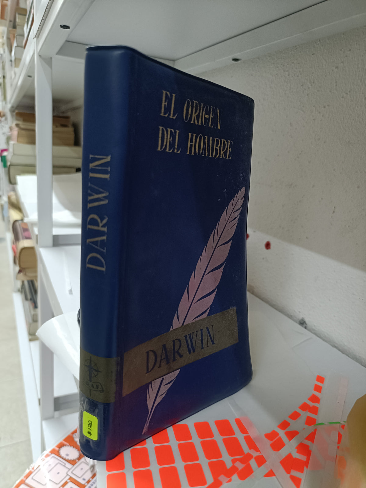 EL ORIGEN DEL HOMBRE POR DARWIN USADO NOVELA JUAREZ 515