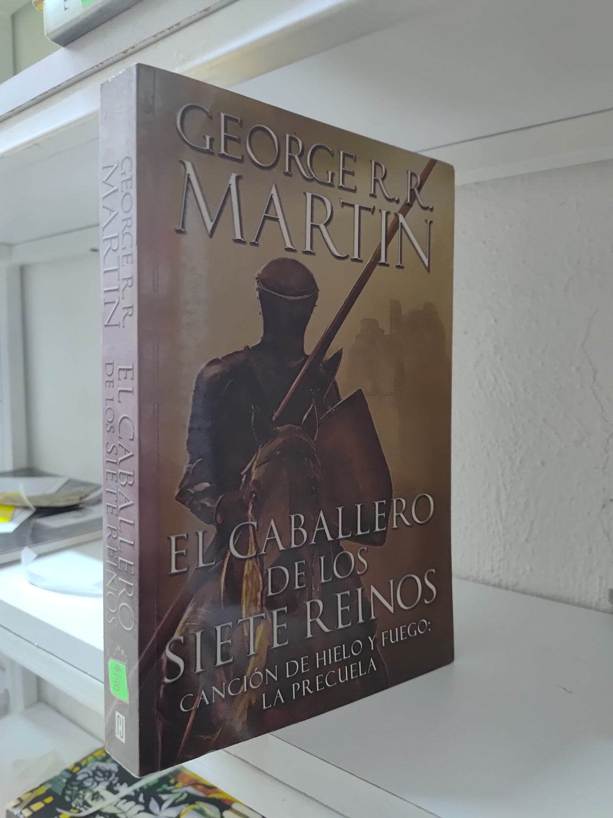 EL CABALLERO DE LOS SIETE REINOS POR GEORGE R. MARTIN USADO NOVELAS JUAREZ 515