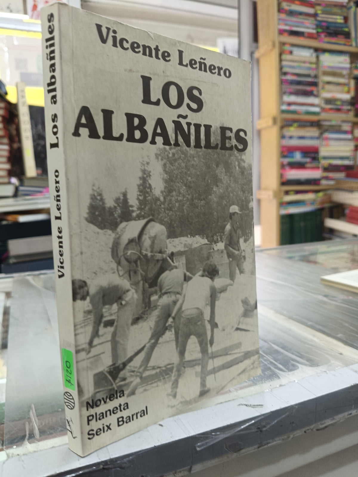 LOS ALBAÑILES POR VICENTE LEÑERO USADO NOVELA JUAREZ 515