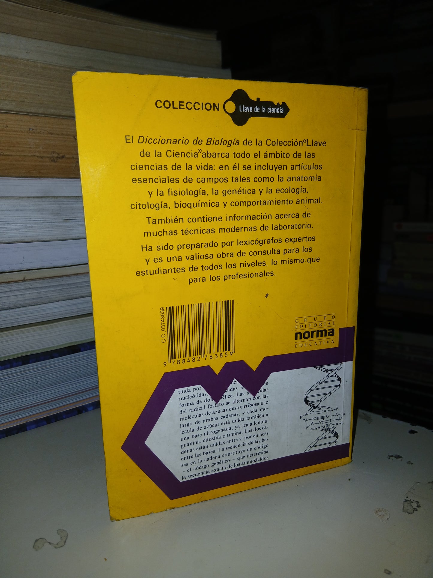 DICCIONARIO DE BIOLOGÍA POR ELIZABETH TOOTILL USADO BIOLOGÍA LITERARIO 207