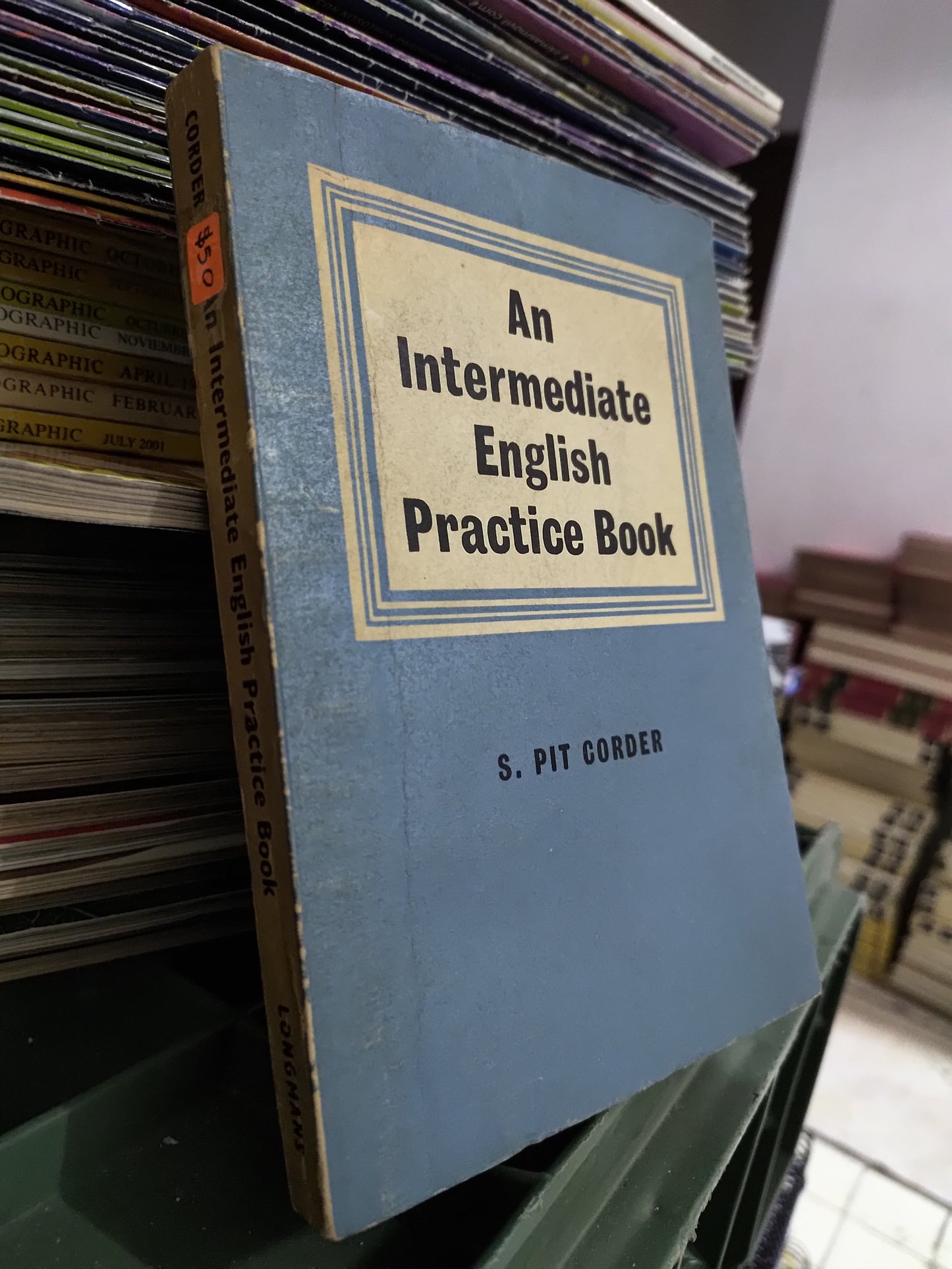 AN INTERMEDIATE ENGLISH PRACTICE BOOK POR S. PIT CORDER USADO IDIOMAS JUAREZ 515