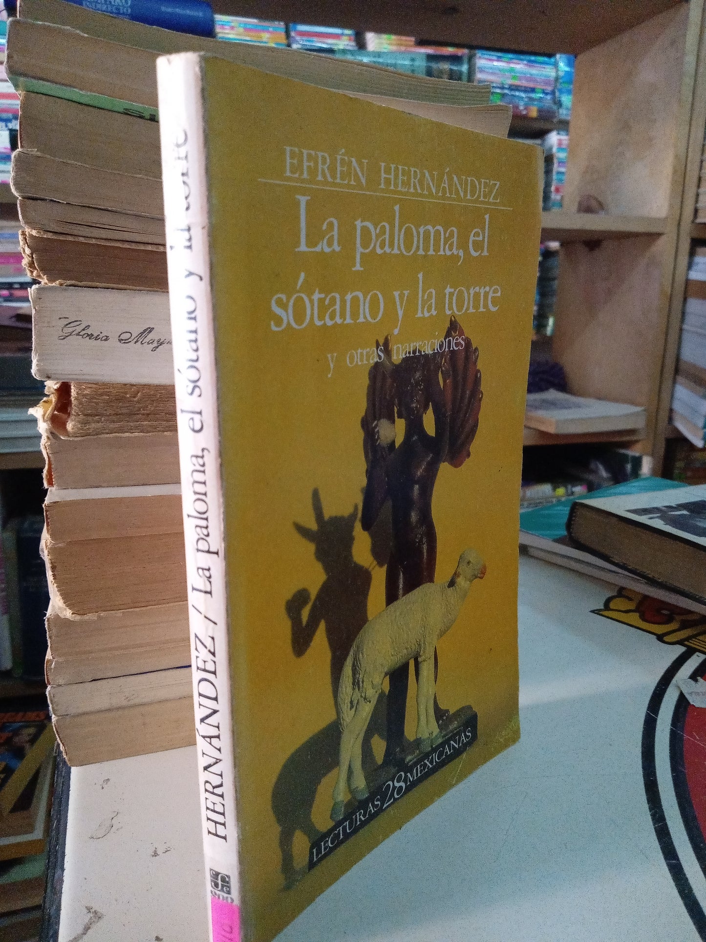 LA PALOMA EL SOTANO Y LA TORRE Y OTRAS NARRACIONES POR EFREN HERNANDEZ USADO NOVELA LITERARIO 207