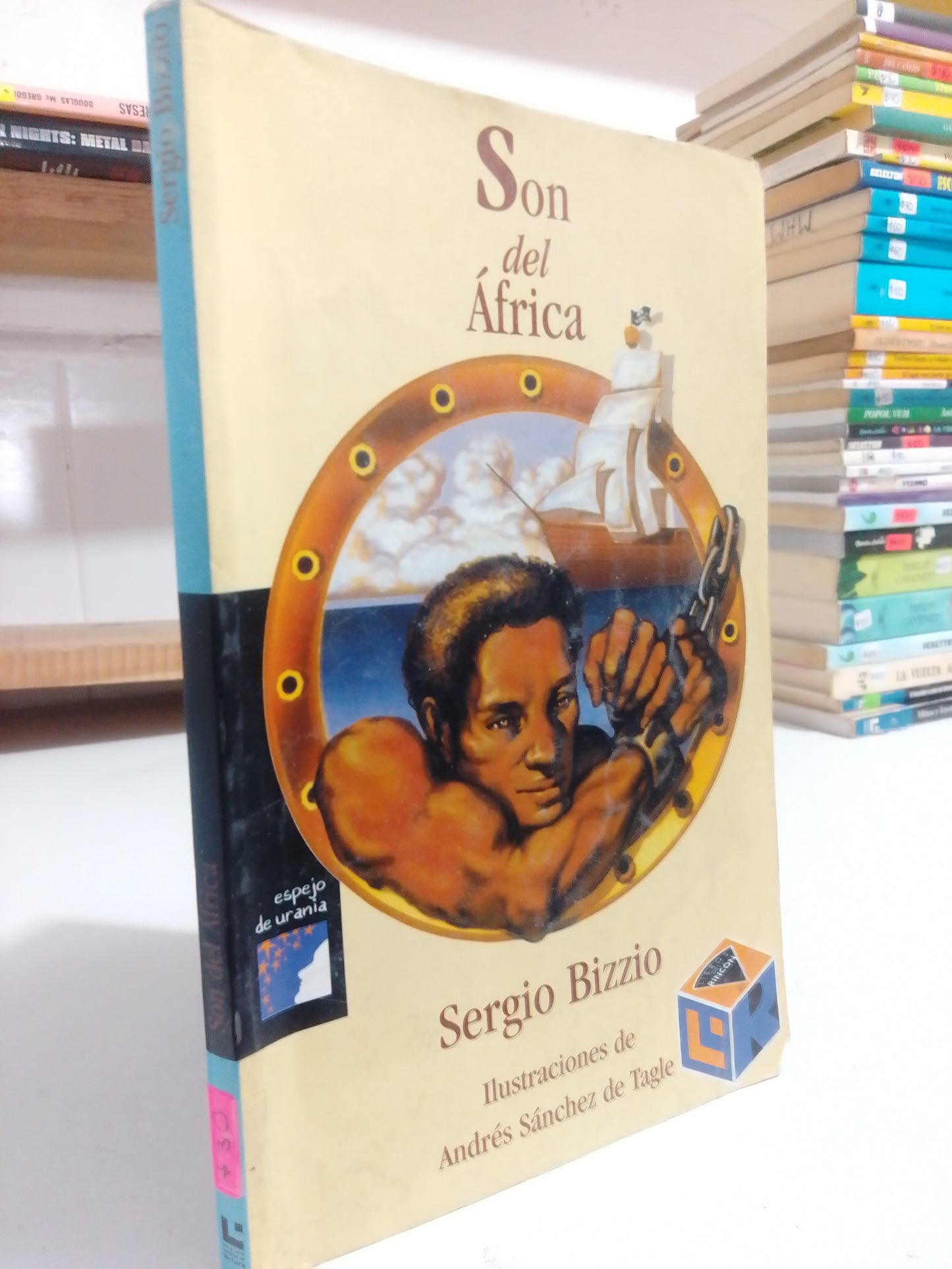 SON DE AFRICA POR SERGIO BIZZIO USADO INFANTIL JUÁREZ