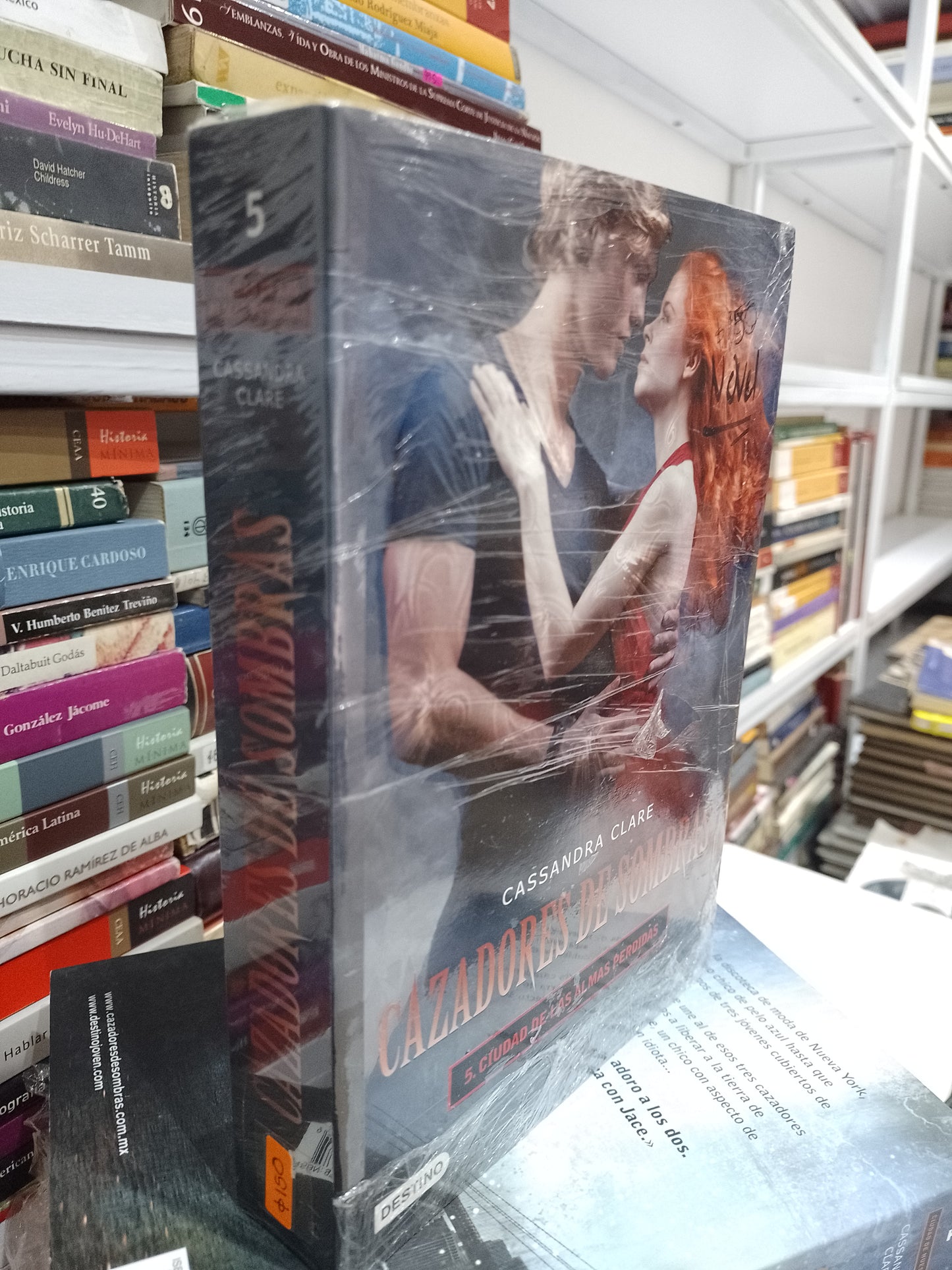 CAZADORES DE SOMBRAS 5. CIUDADES DE LAS ALMAS PERDIDAS POR CASSANDRA CLARE USADO NOVELA JUAREZ 515