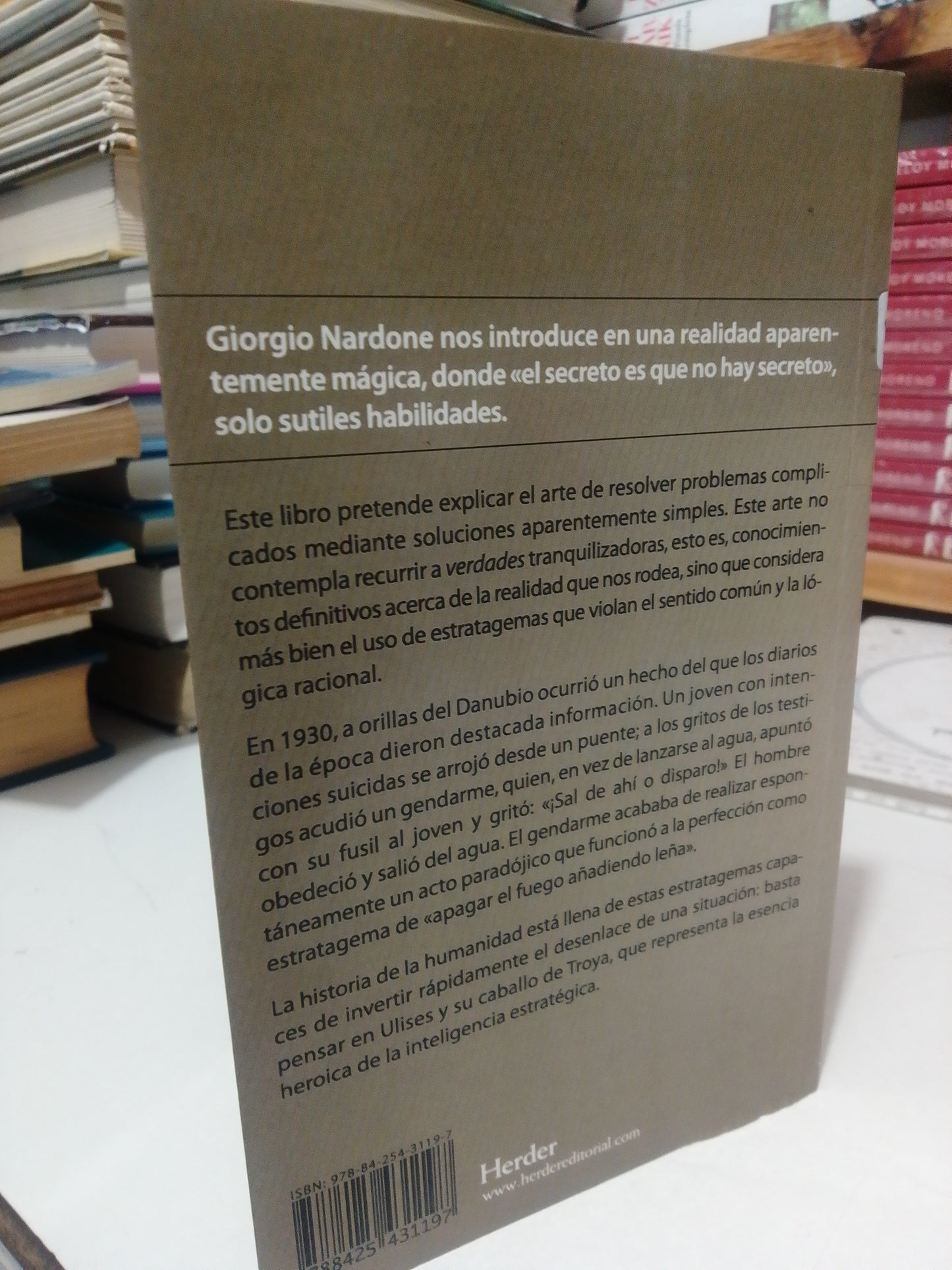 EL ARTE DE LA ESTRATAGEMA POR GIORGIO NARDONE USADO SUP. PERSONAL JUÁREZ