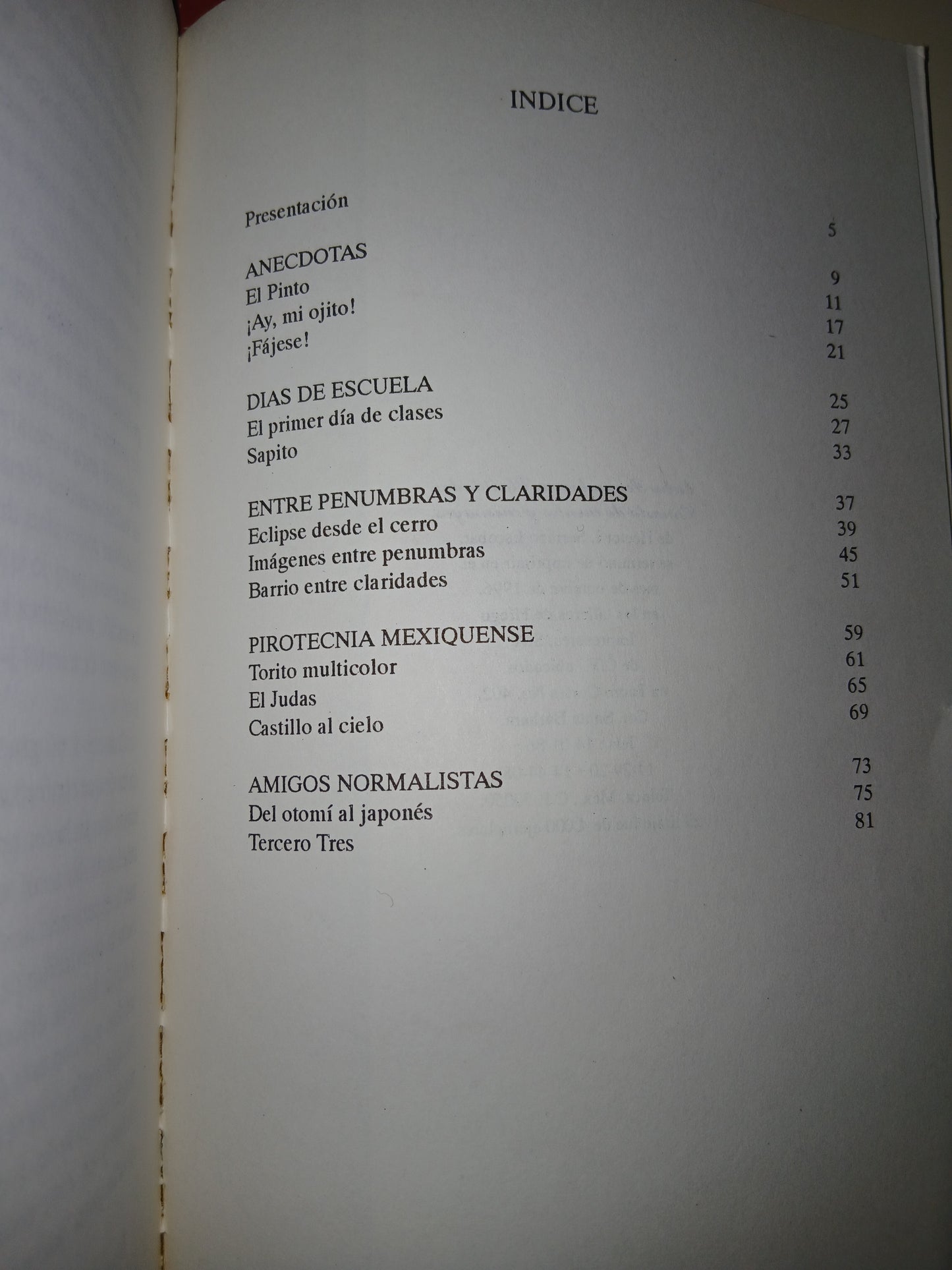 ENTRE PENUMBRAS Y CLARIDADES POR HÉCTOR I. SERRANO ESCOBAR USADO ANTOLOGÍA LITERARIO 207