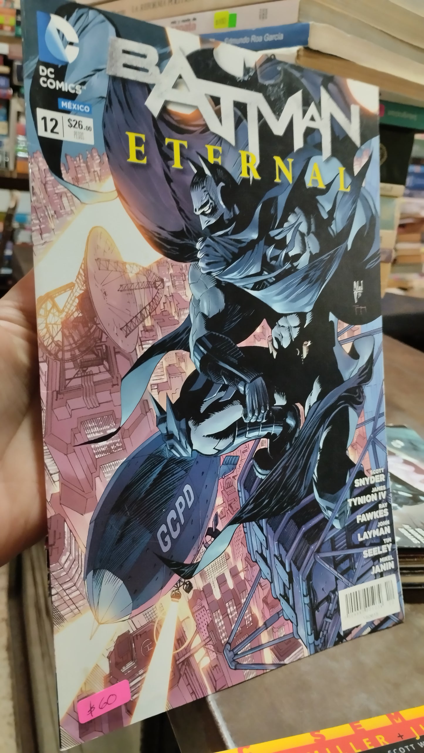 BATMAN ETERNAL 12 LIBRO USADO NOVELAS ALDAMA