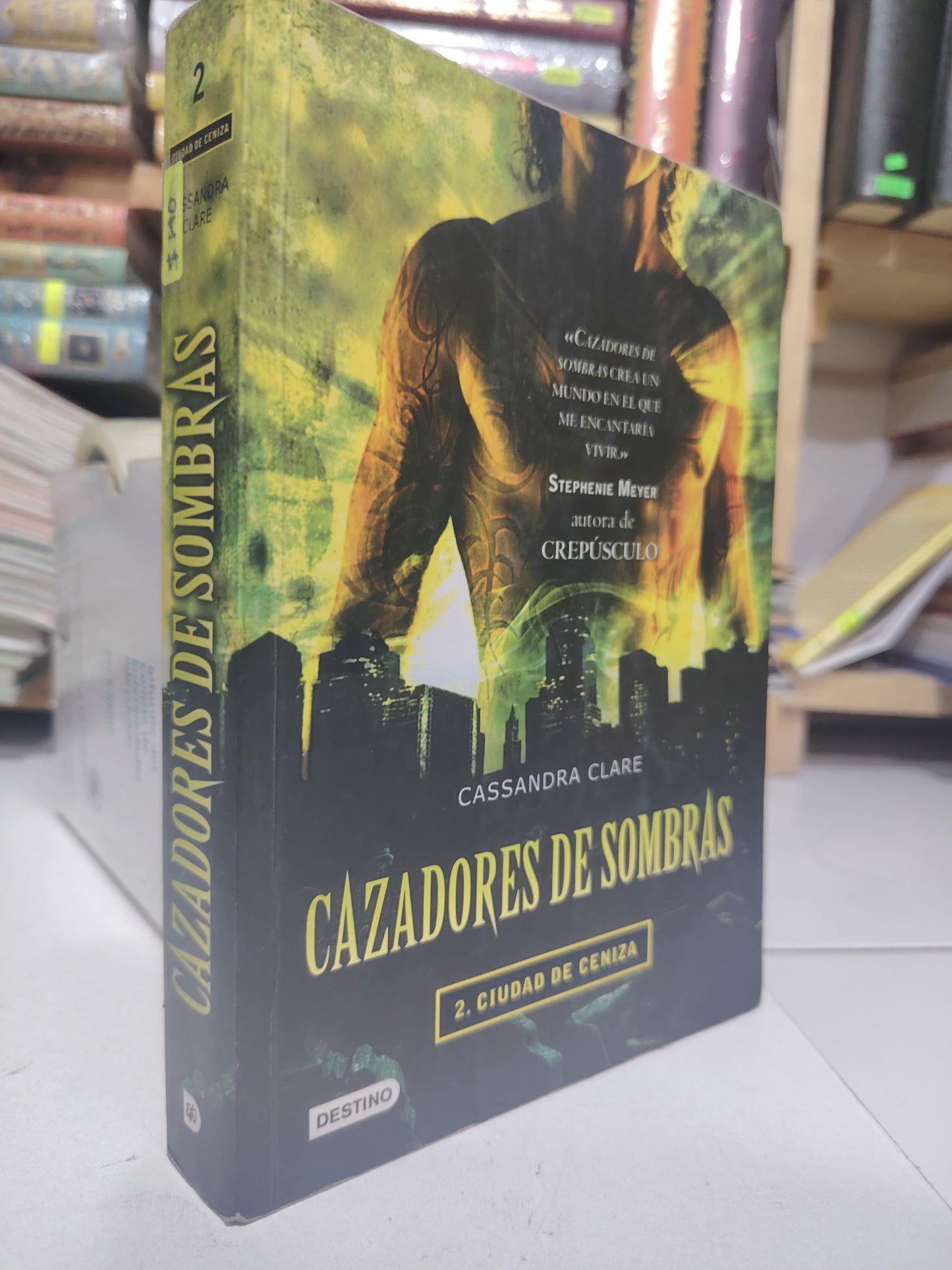 CAZASDORES DE SOMBRAS POR CASSANDRA CLARE USADO NOVELA JUÁREZ