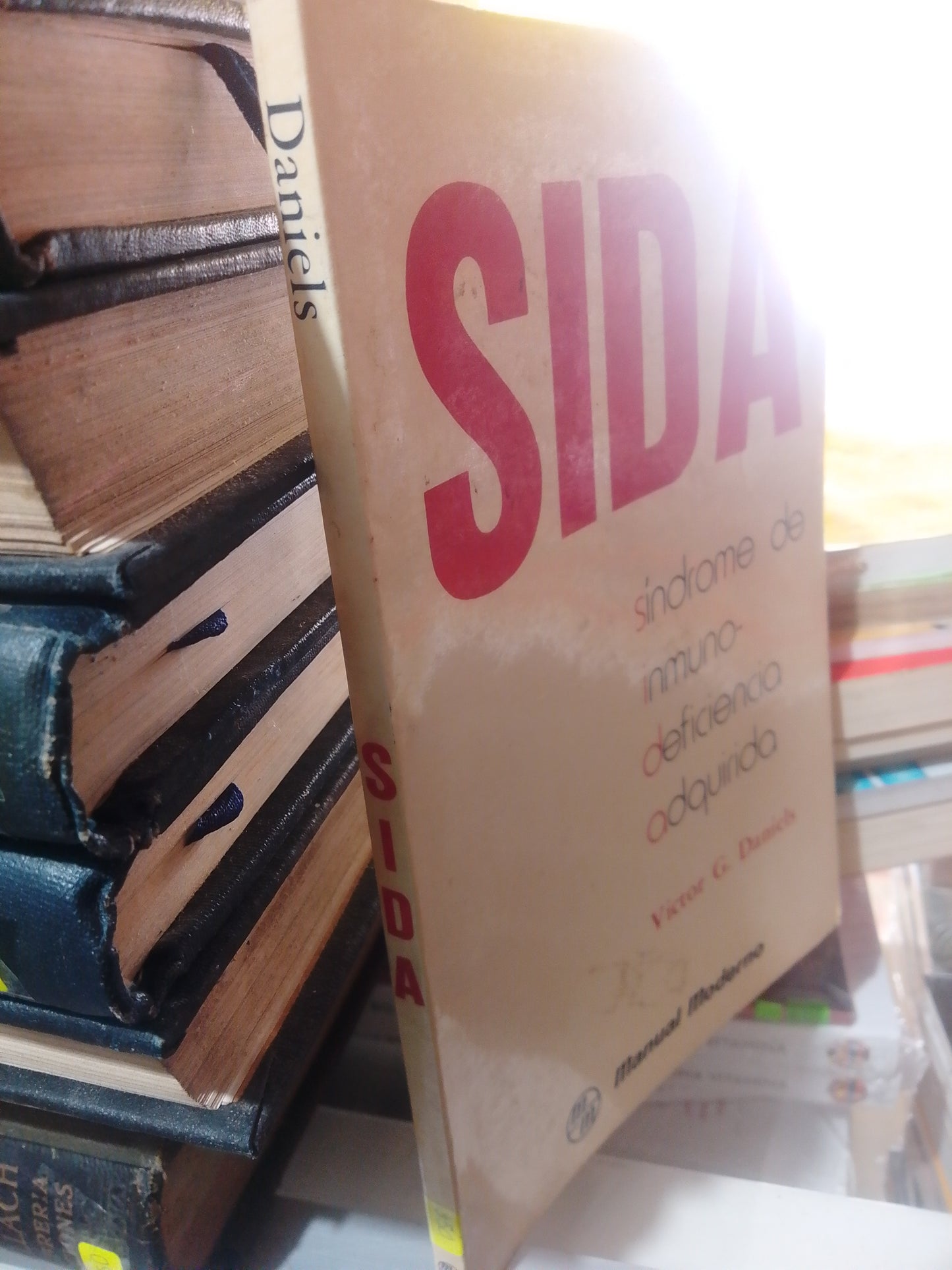 SIDA VICTOR G.DANIELS USADO SALUD JUAREZ #507