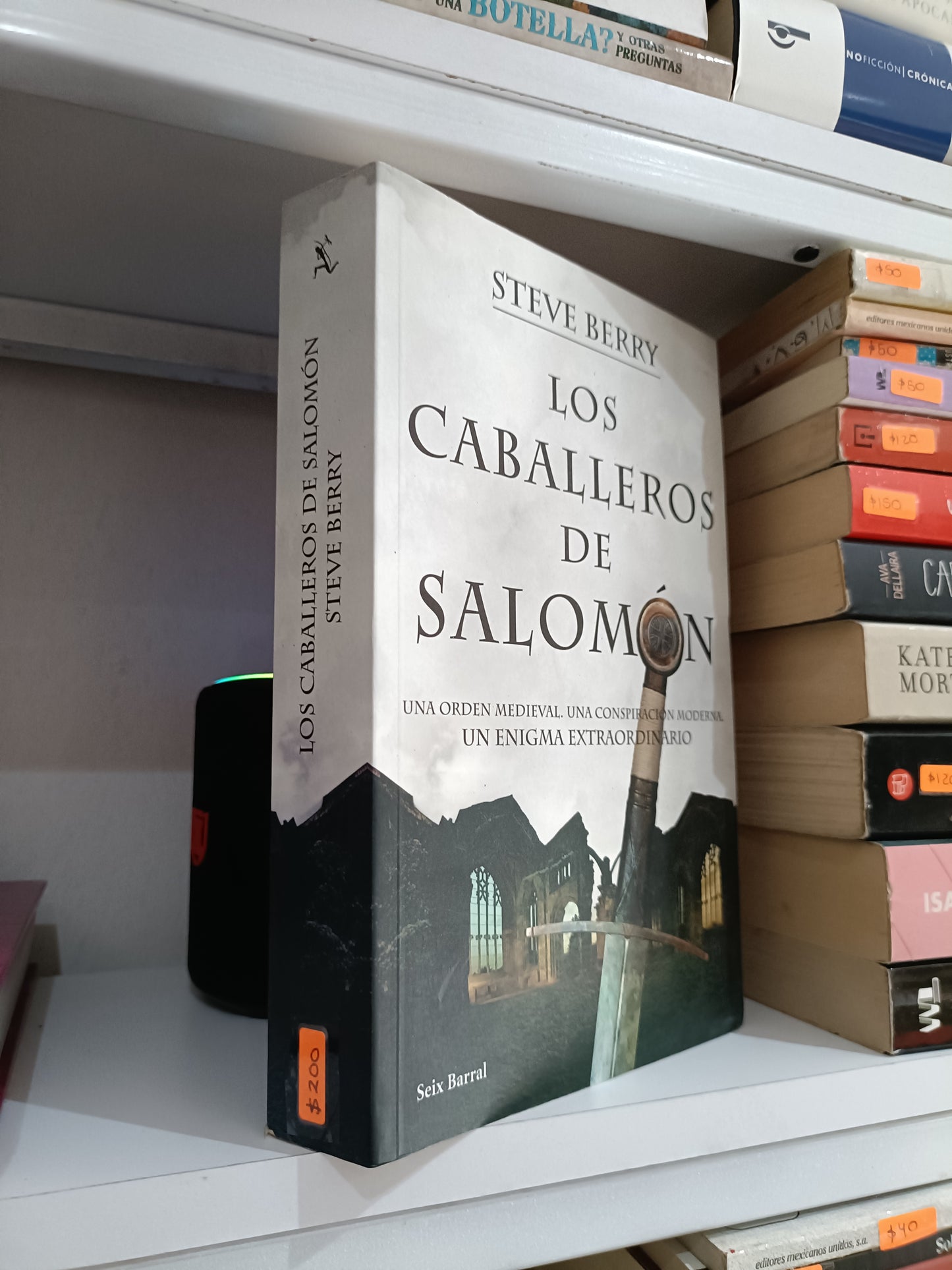 LOS CABALLEROS DE SALOMON POT STEVE BERRY USADO NOVELA JUAREZ 515