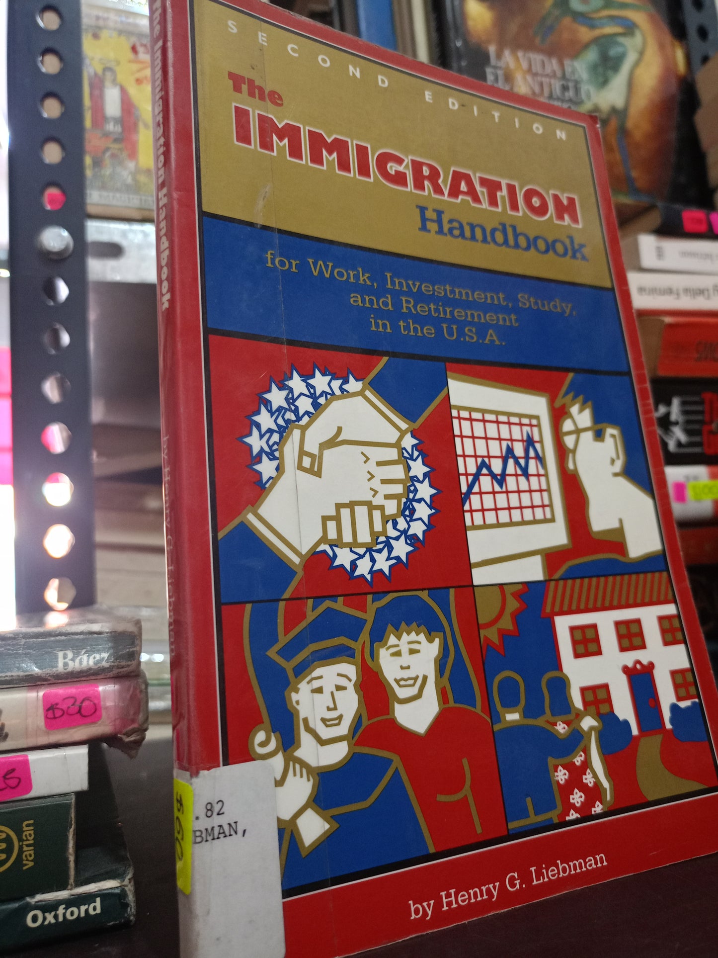 THE IMMIGRATION HANDBOOK USADO IDIOMAS LITERARIO 305