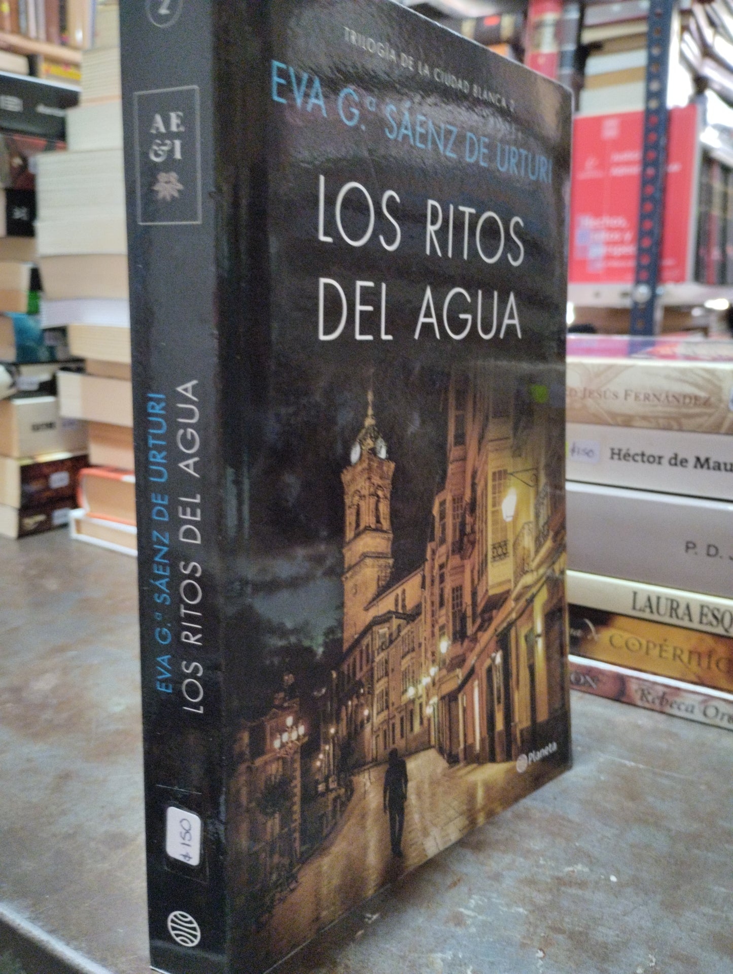 LOS RITOS DEL AGUA POR EVA G SAENZ DE URTURI USADO NOVELAS ALDAMA