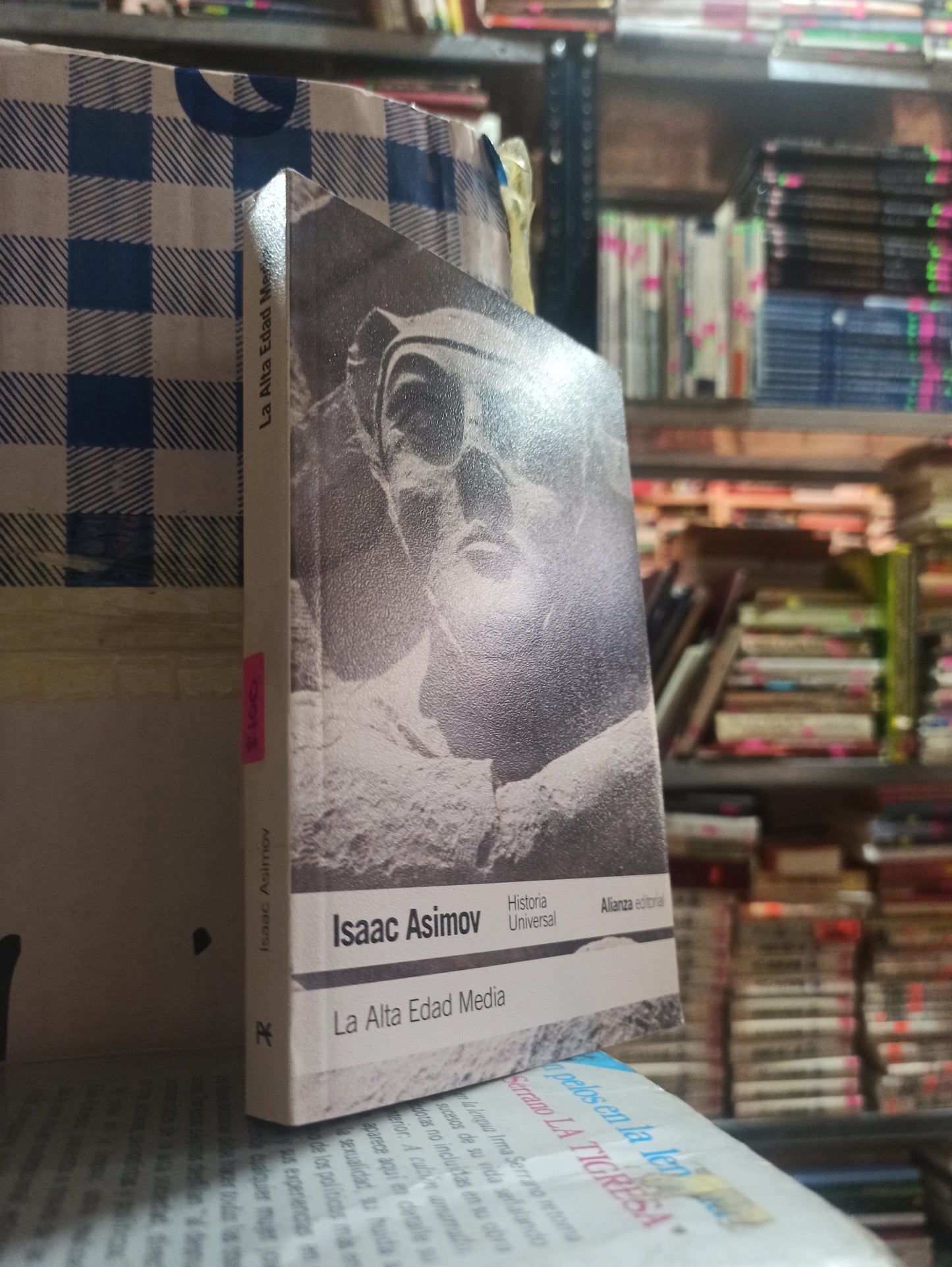 LA ALTA EDAD MEDIA POR ISAAC ASIMOV USADO NOVELAS ALDAMA