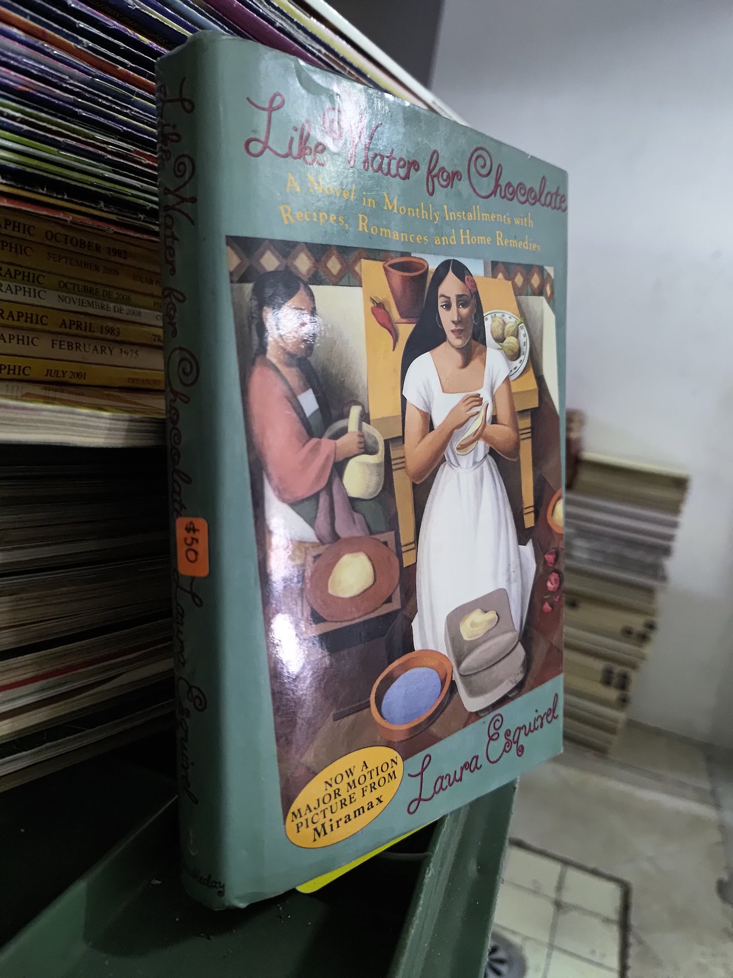 LIKE WATER FOR CHOCOLATE POR LAURA ESQUIVEL USADO IDIOMAS JUAREZ 515