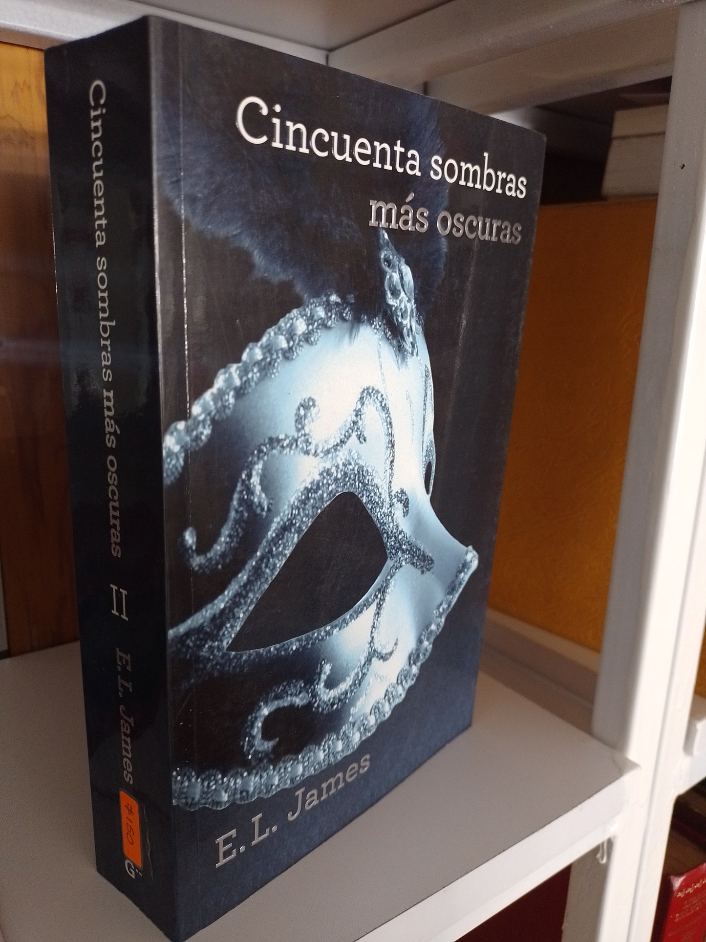 CINCUENTA SOMBRAS MAS OSCURAS POR E.L JAMES USADO NOVELA JUAREZ 515