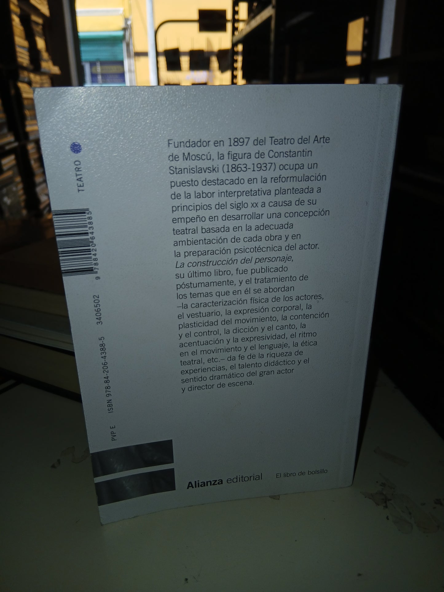 LA CONSTRUCCIÓN DEL PERSONAJE POR CONSTANTIN STANISLAVSKI USADO NOVELA LITERARIO 207