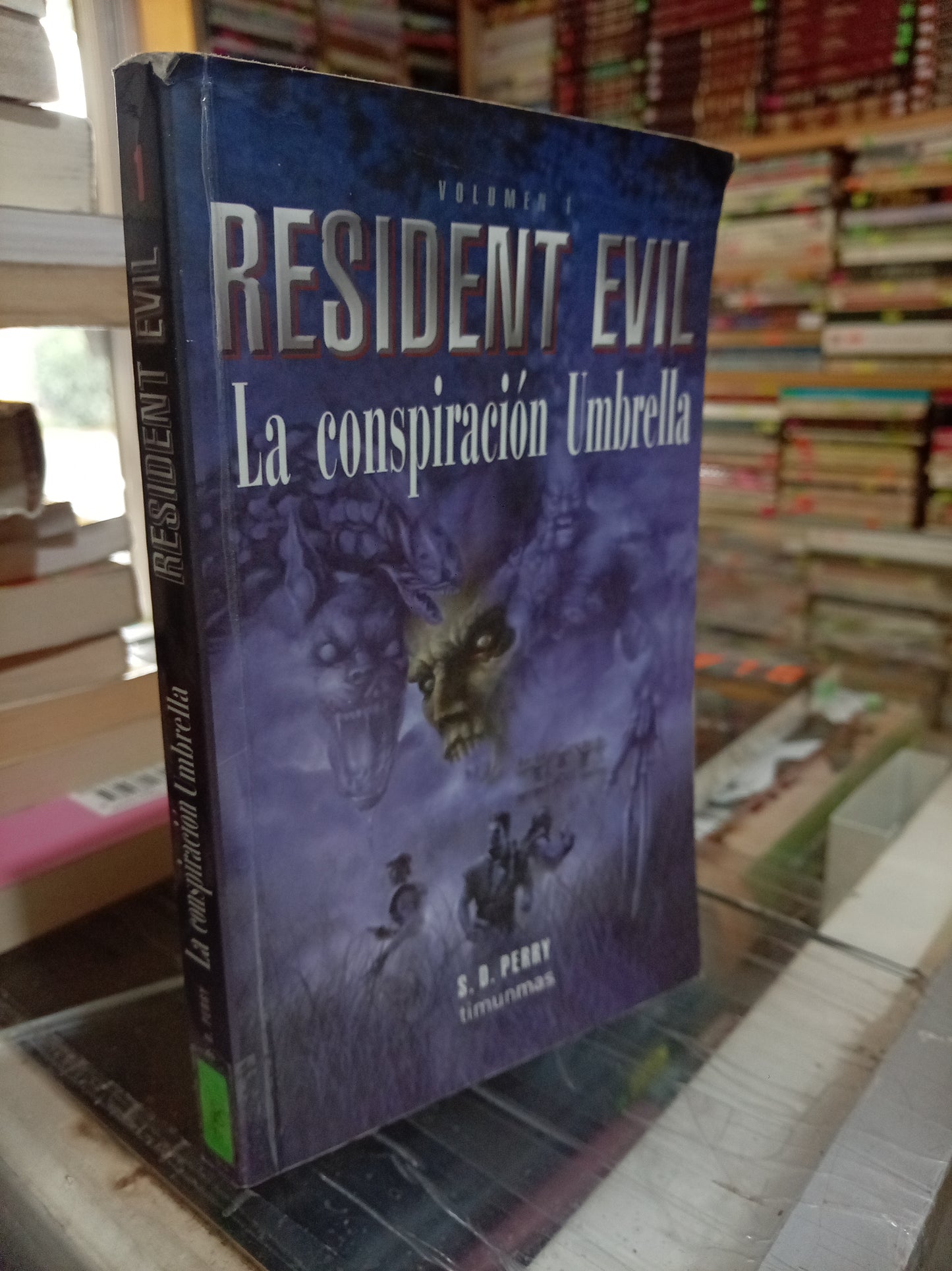 RESIDENT EVIL LA CONSPIRACION UMBRELLA POR S. D. PERRY USADO NOVELA JUAREZ 507