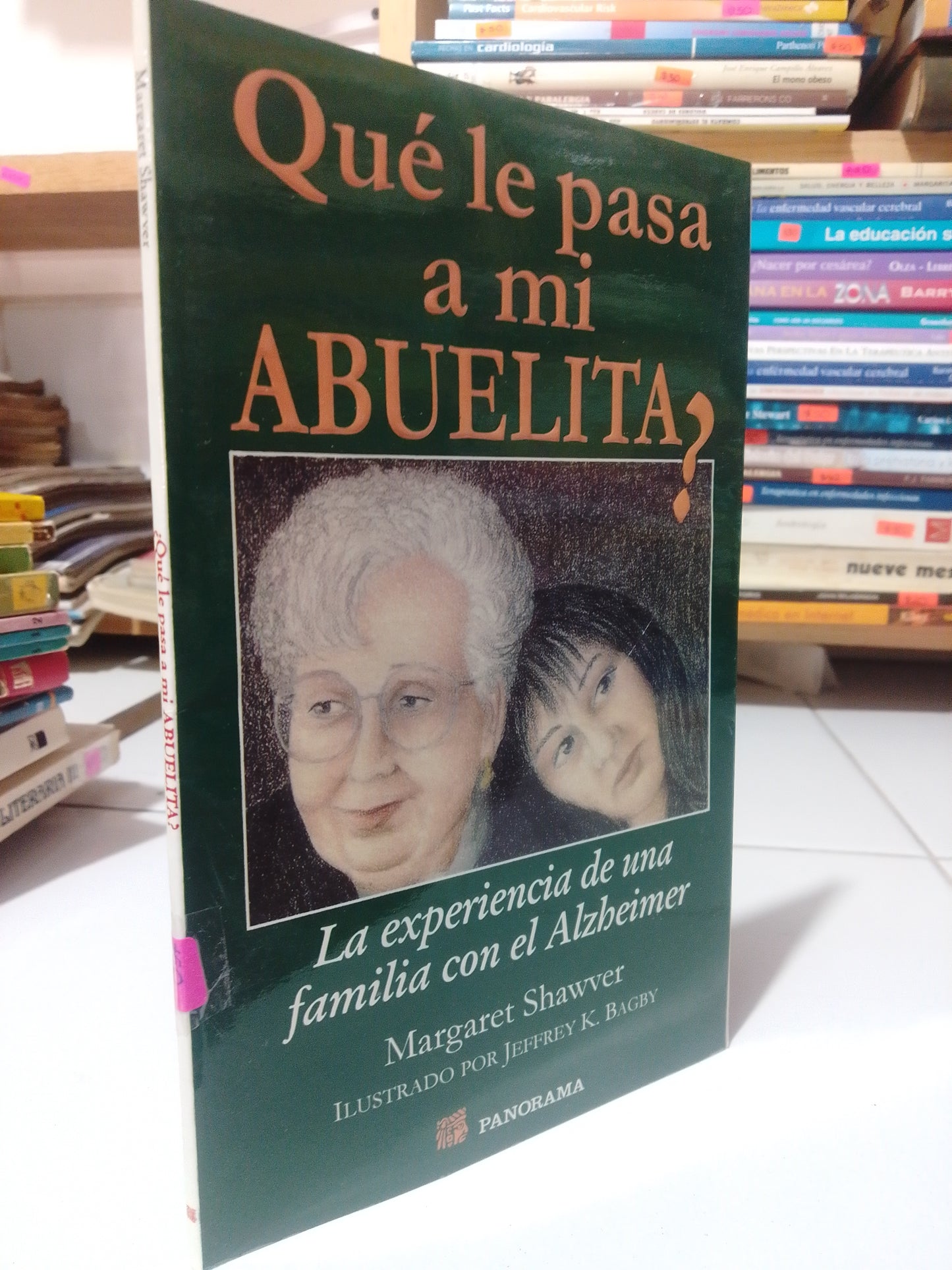 QUE LE PASA A MI ABUELITA POR MARGARET SHAWVER USADO NOVELA JUAREZ