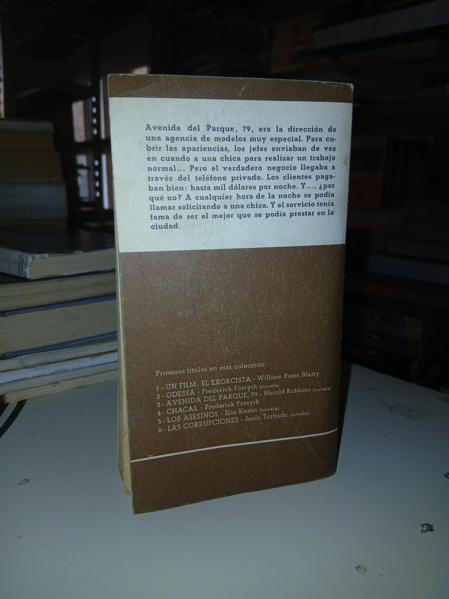AVENIDA DEL PARQUE 79 POR HAROLD ROBBINS USADO NOVELA LITERARIO 207