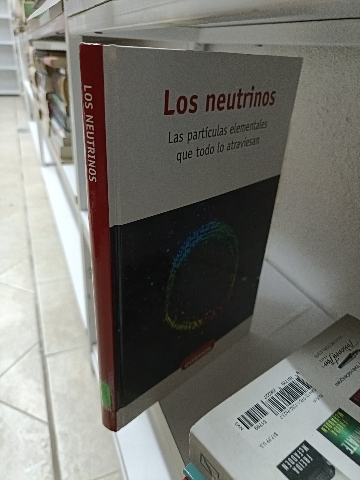 LOS NEUTRINOS LAS PARTICULAS ELEMENTALES QUE TODO LO ATRAVIESAN USADO CIENCIA JUAREZ 515