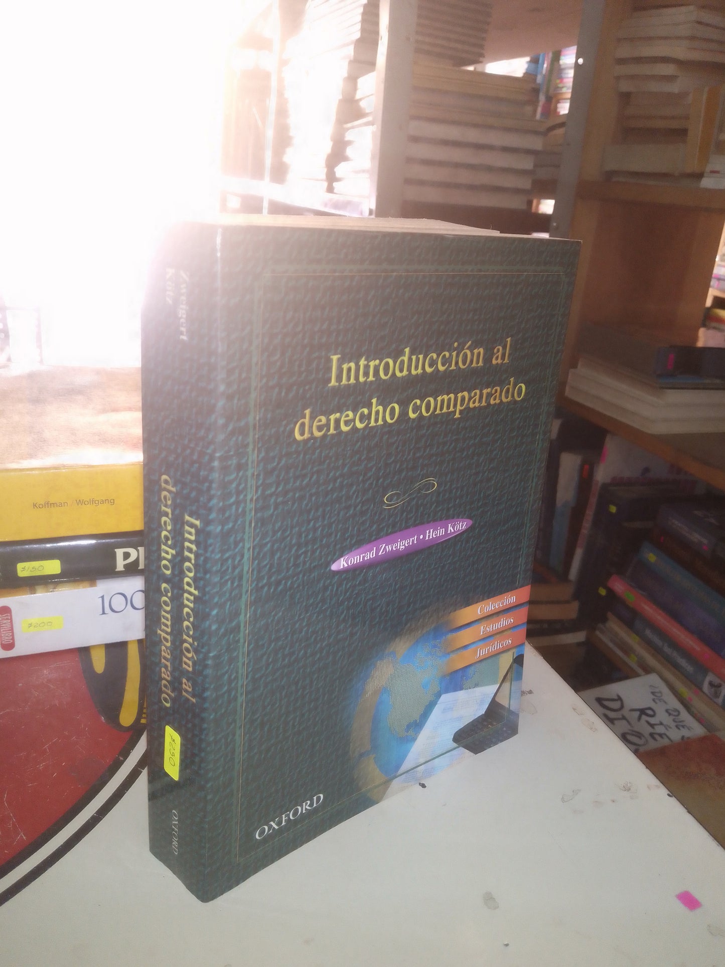 INTRODUCCION AL DERECHO COMPARADO POR KONRAD ZWEIGERT Y HEIN KOTZ USADO DERECHO LITERARIO 207