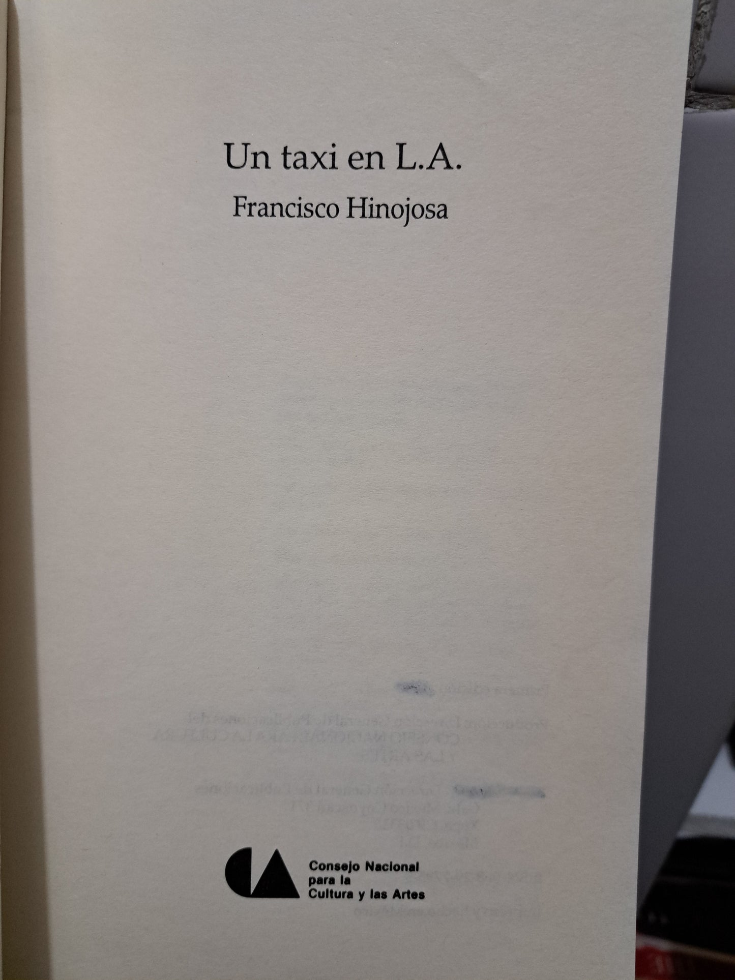 UN TAXI EN L.A FRANCISCO HINOJOSA USADO NOVELA JUÁREZ
