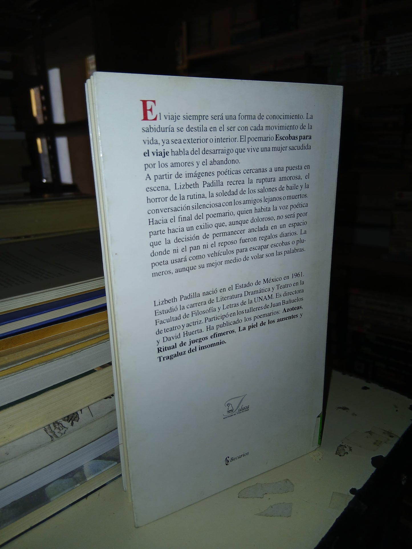 ESCOBAS PARA EL VIAJE POR LIZBETH PADILLA USADO POESÍA LITERARIO 207