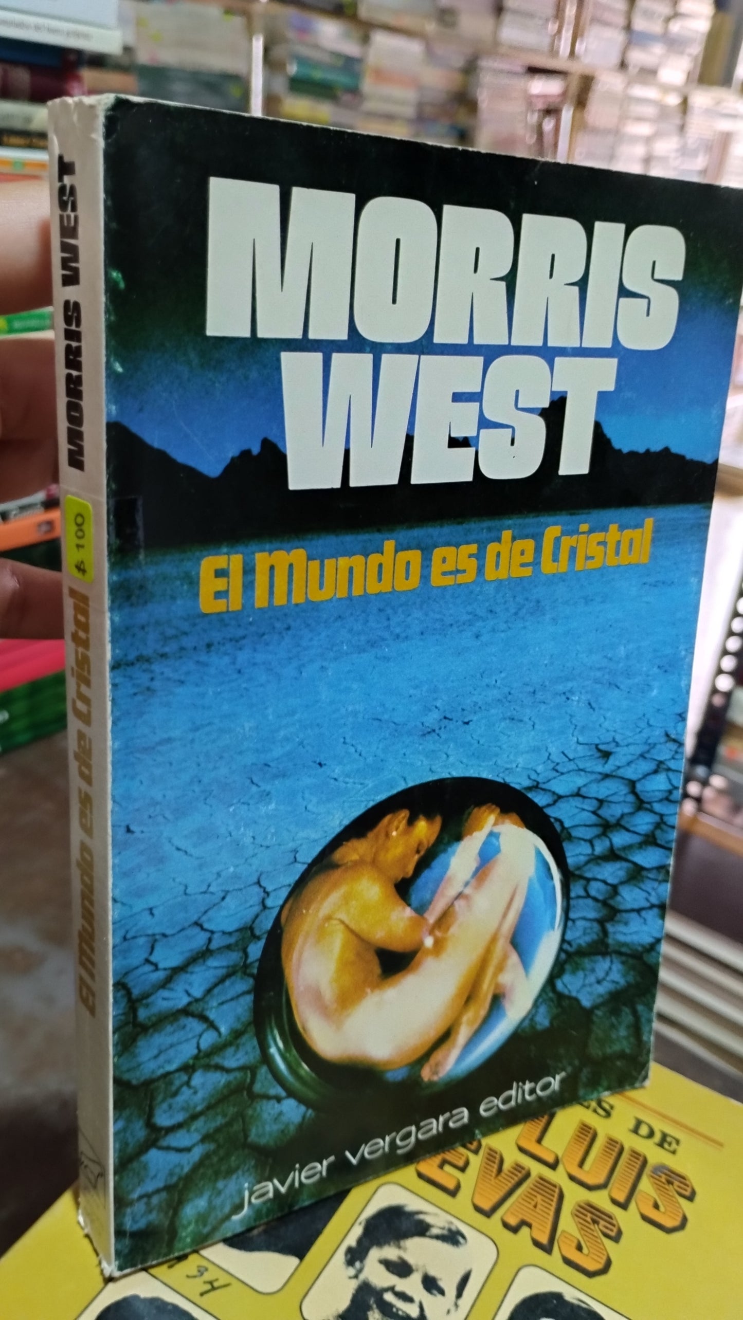 EL MUNDO ES DE CRISTAL POR MORRIS WEST LIBRO USADO NOVELAS ALDAMA