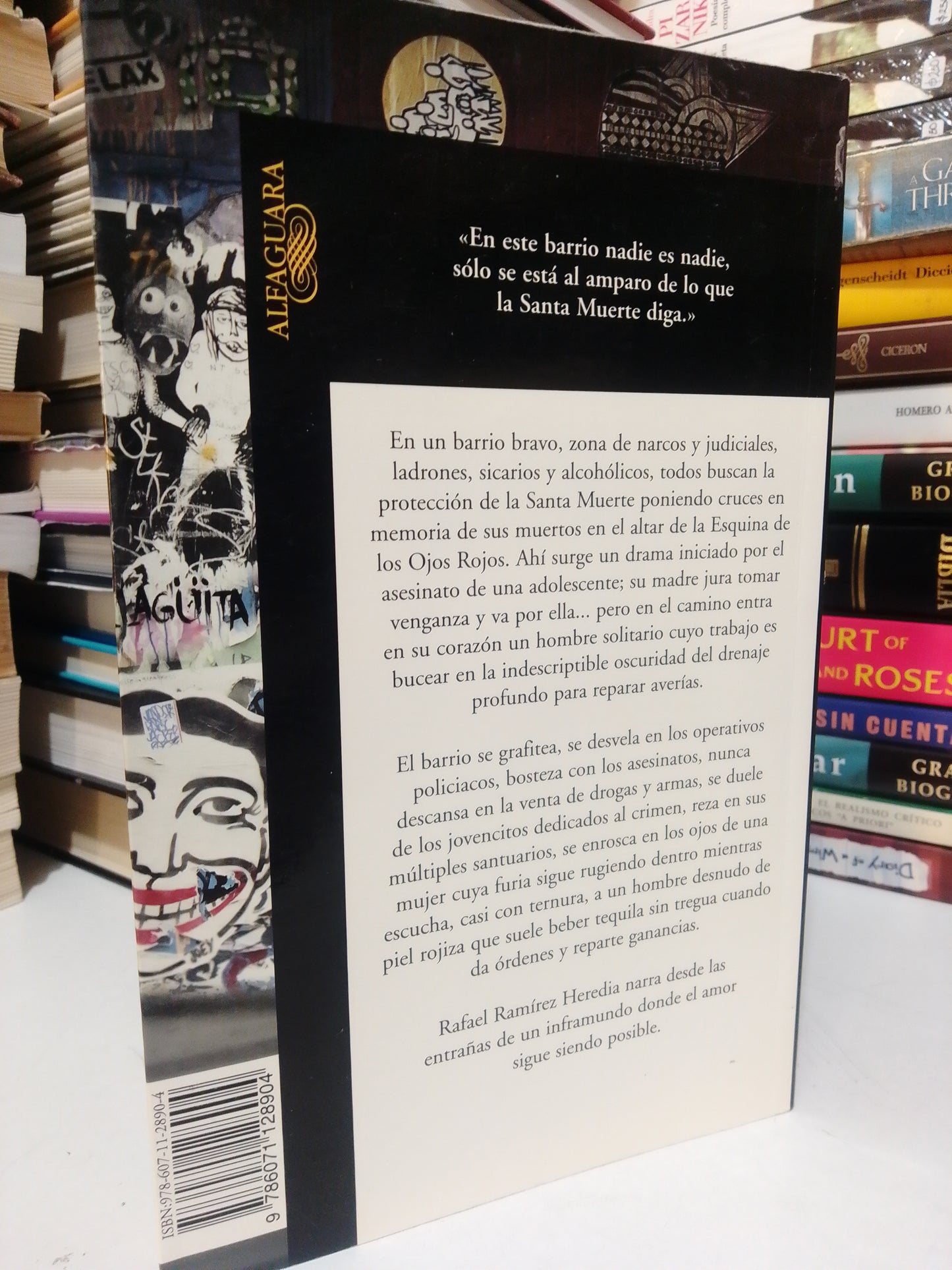 LA ESQUINA DE LOS OJOS ROJOS POR RAFAEL RAMÍREZ HEREDIA USADO NOVELA JUÁREZ