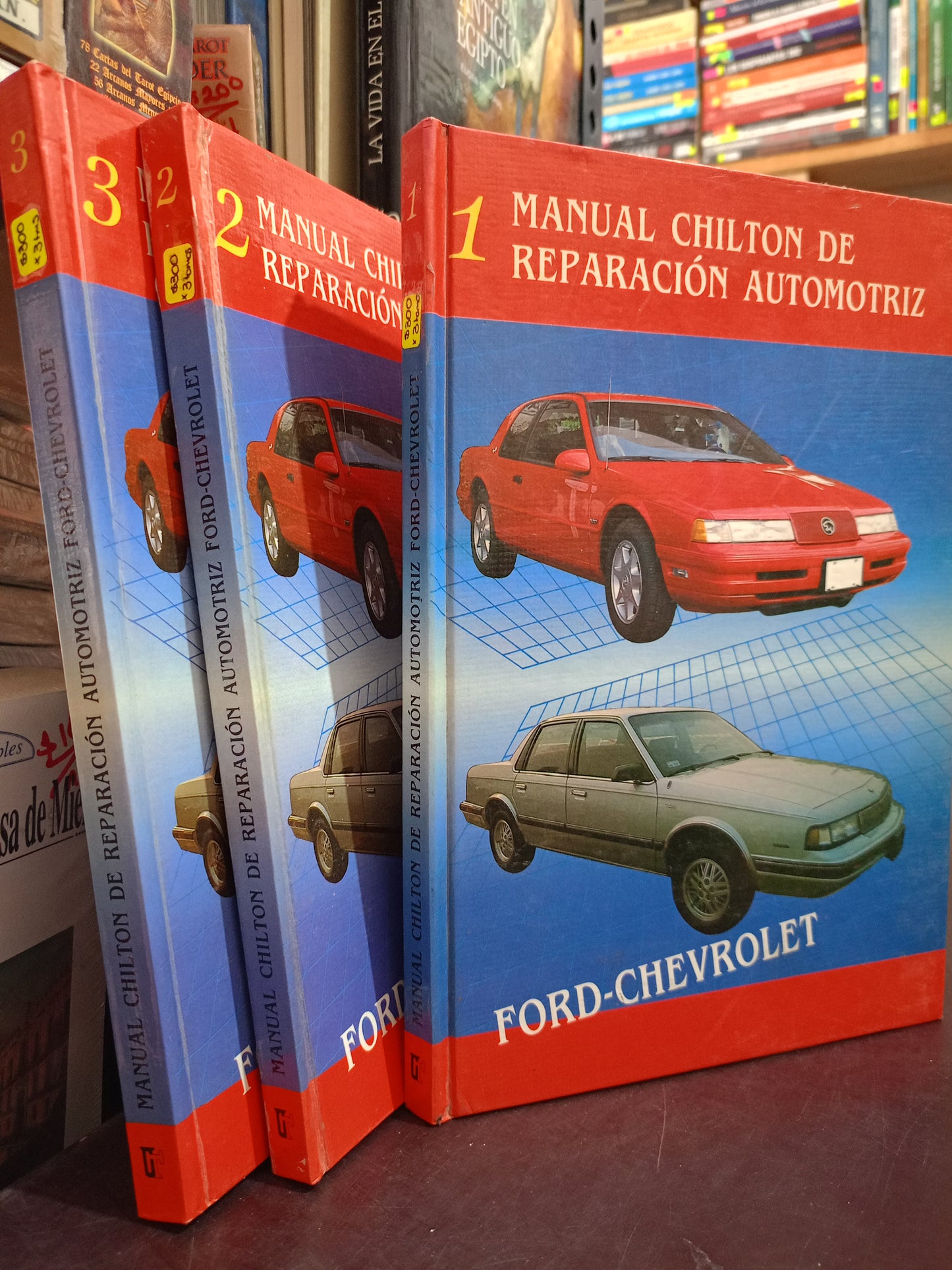 MANUAL CHILTON DE REPARACION AUTOMOTRIZ FORD CHEVROLET USADO OFICIOS LITERARIO 305