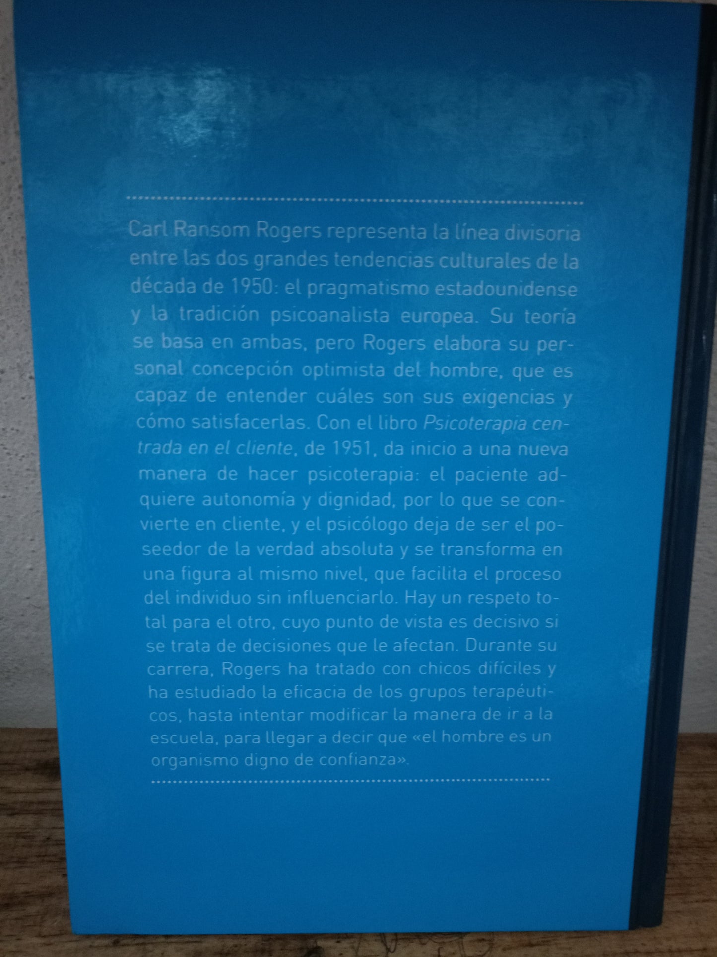 LA PSICOTERAPIA HUMANISTA POR CARL ROGERS USADO PSICOLOGÍA LITERARIO 305