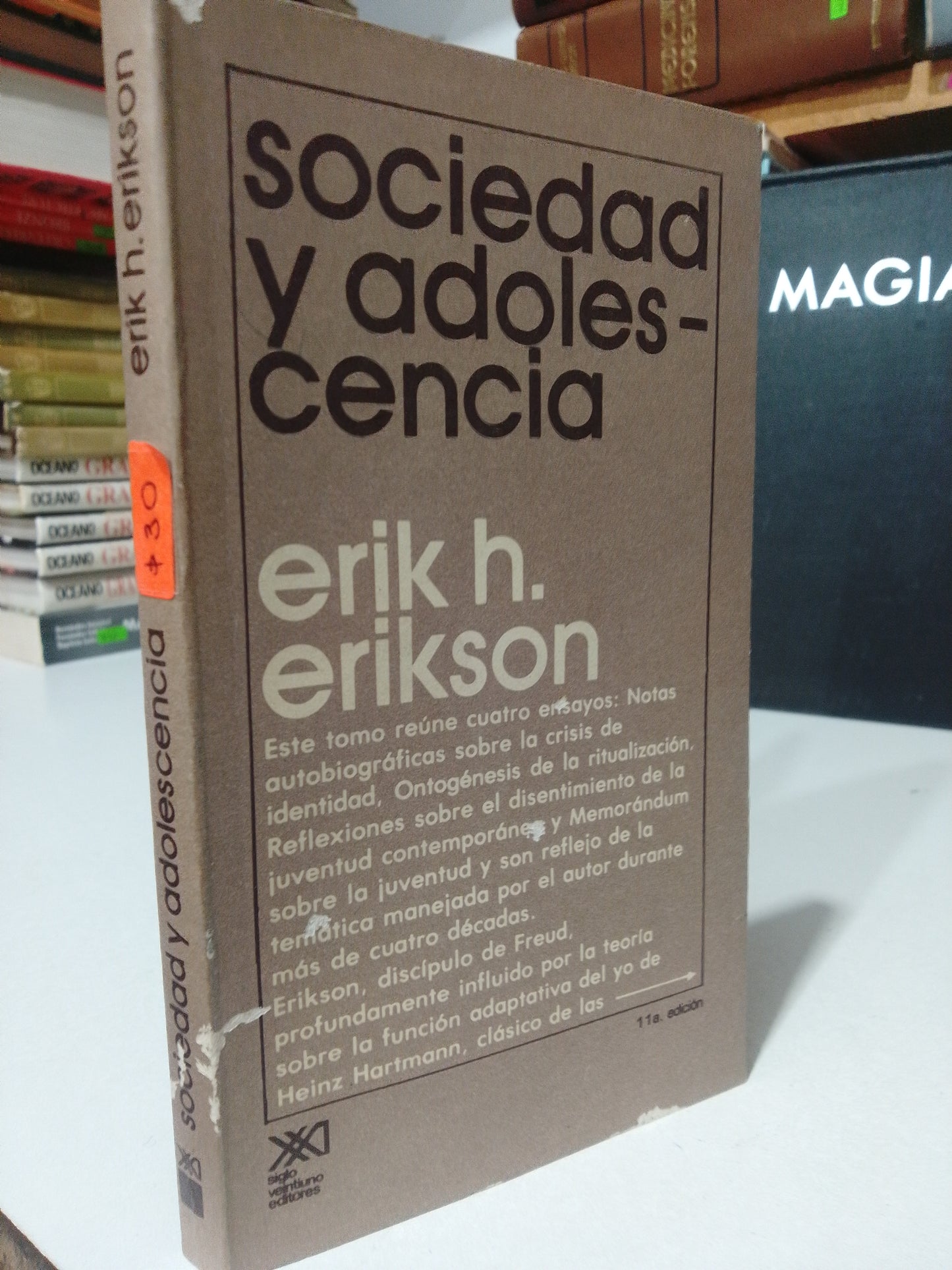 SOCIEDAD Y ADOLESCENCIA POR ERIK H. ERIKSON USADO FILOSOFIA JUAREZ