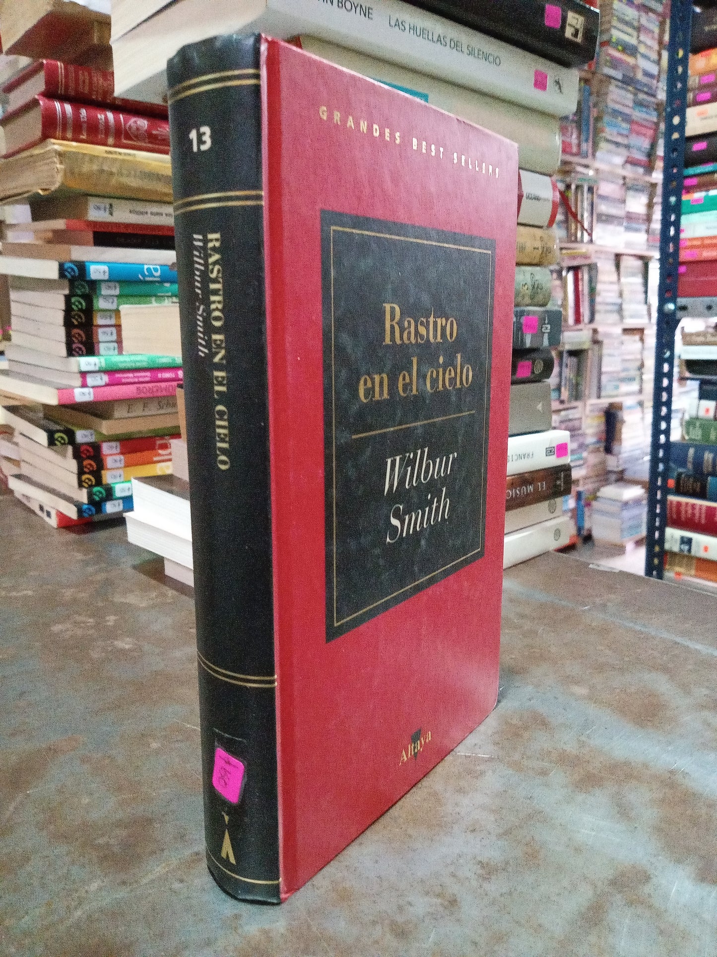 RASTRO EN EL CIELO POR WILBUR SMITH USADO NOVELA ALDAMA
