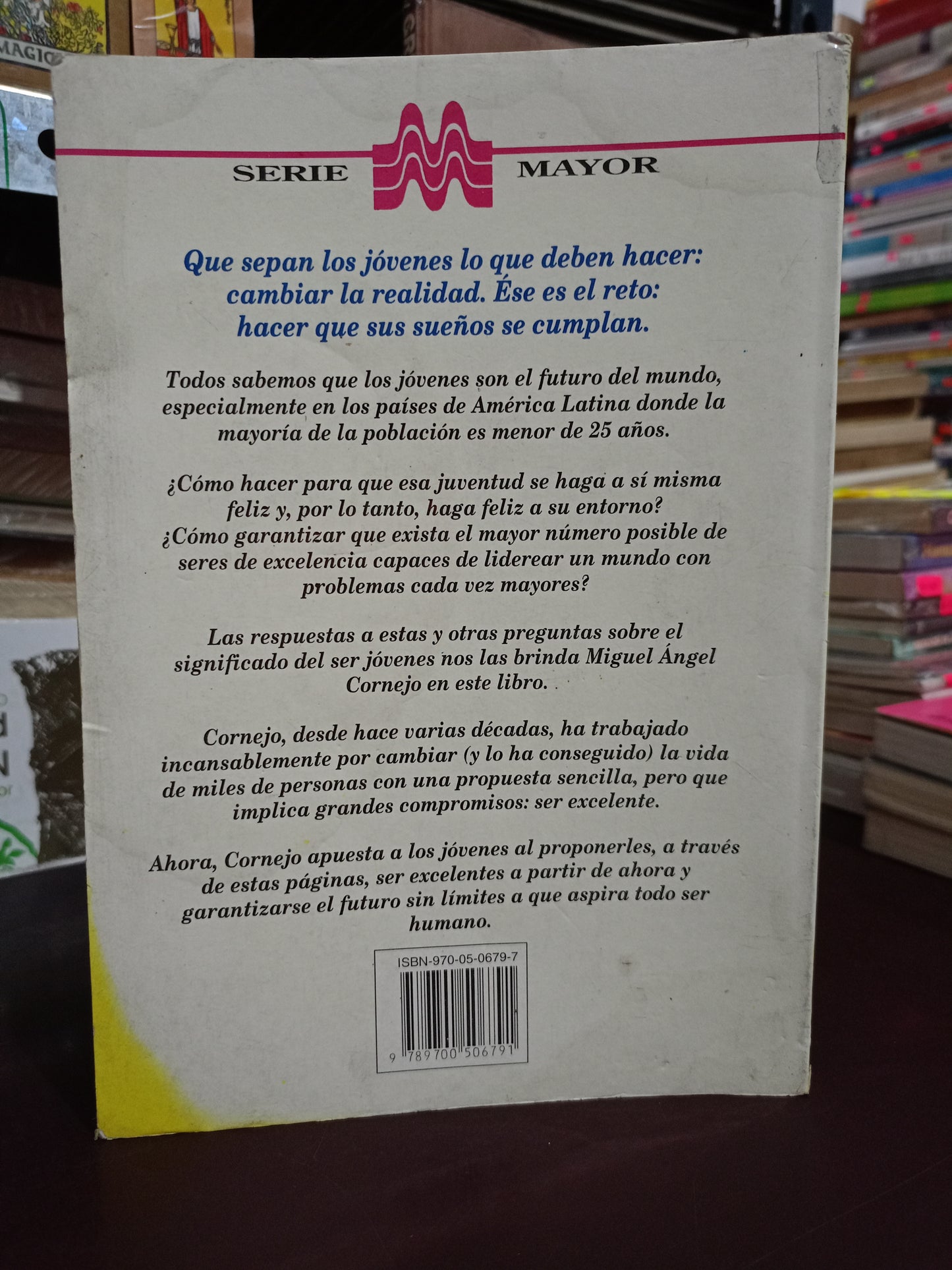 UNA NUEVA GENERACIÓN DE TRIUNFADORES POR MIGUEL ÁNGEL CORNEJO USADO SUPERACIÓN PERSONAL LITERARIO 305