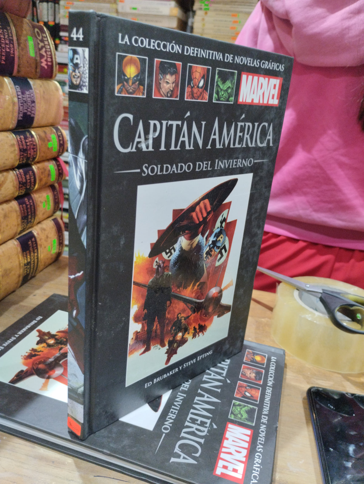 CAPITAN AMERICA SOLDADO DEL INVIERNO POR ED BRUBAKER USADO NOVELAS JUAREZ 515
