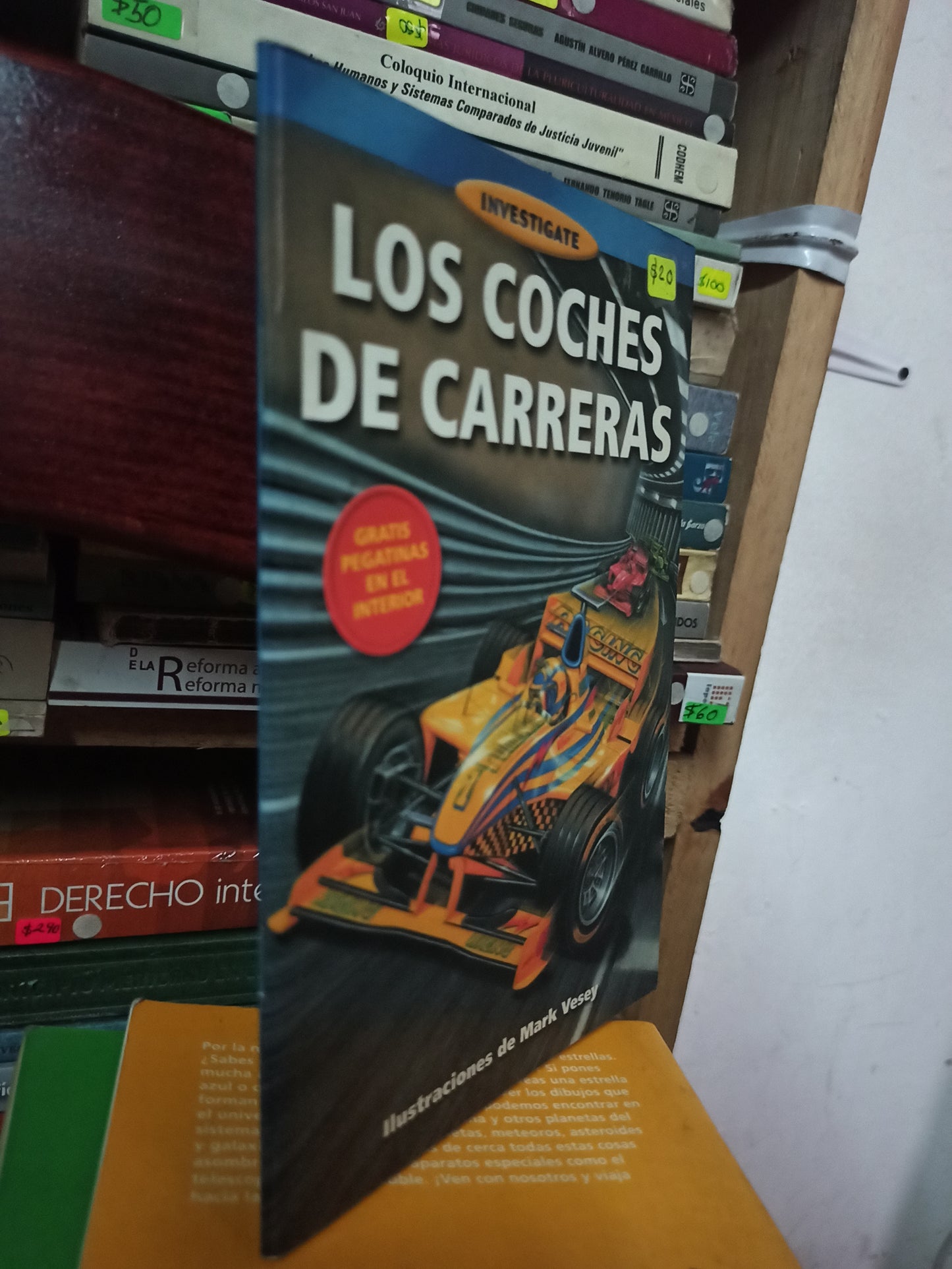 LOS COCHES DE CARRERAS POR IAN DEBENHAM USADO INFANTILES LITERARIO 207
