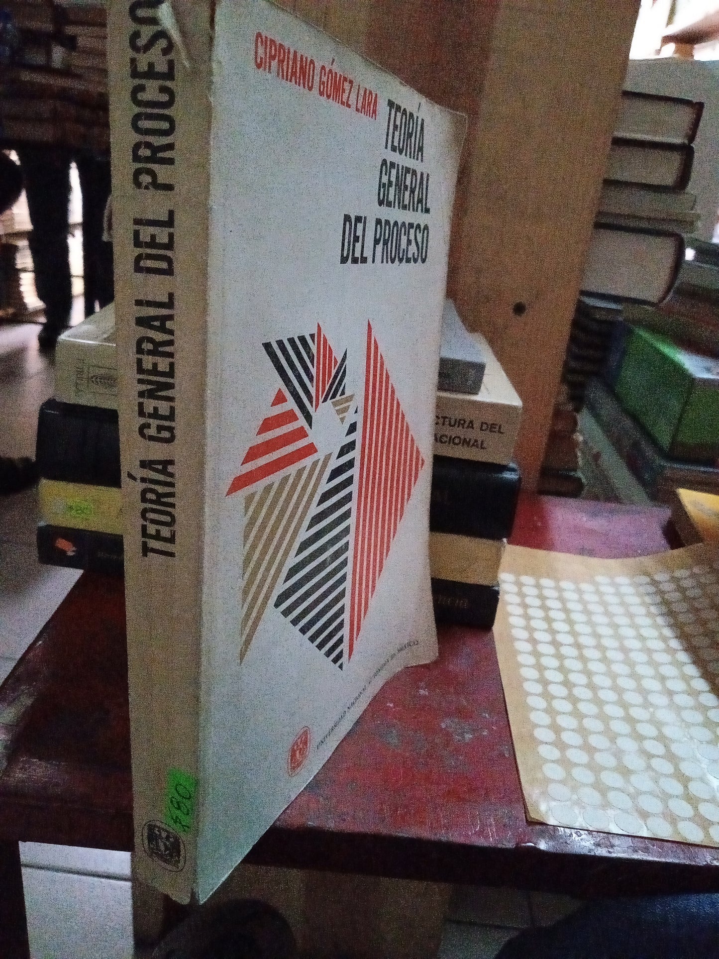 TEORIA GENERAL DEL PROCESO POR CIPRIANO GOMEZ LARA USADO DERECHO LITERARIO 207