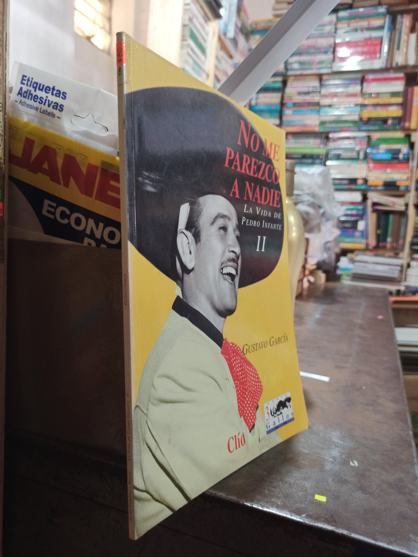 NO ME PAREZCO A NADIE 2 POR GUSTAVO GARCIA USADO HISTORIA ALDAMA
