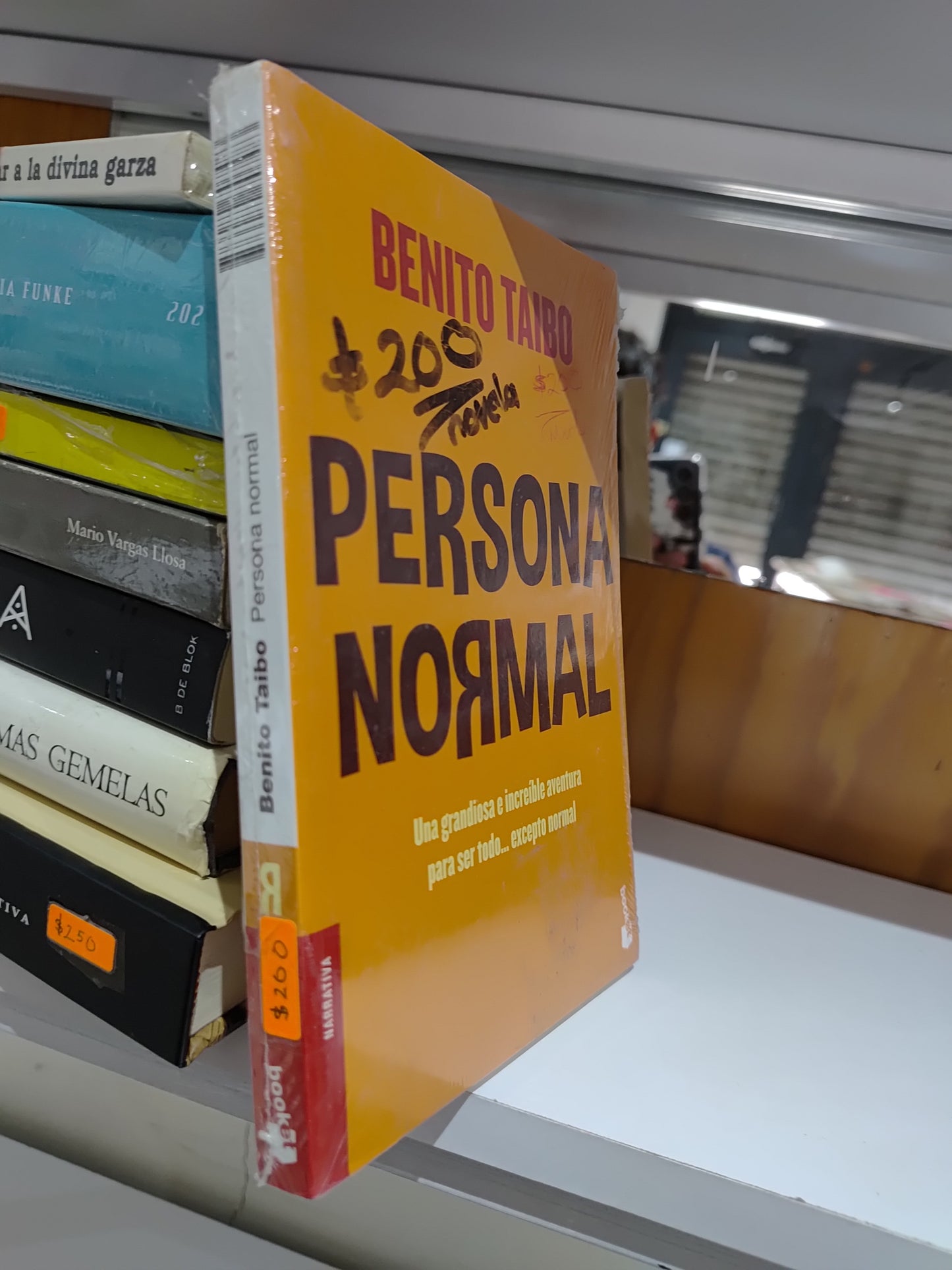 PERSONA NORMAL POR BENITO TAIBO USADO NOVELAS JUAREZ 515