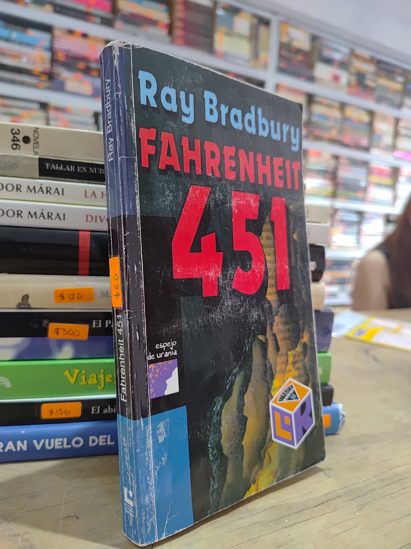 FAHRENHEIT 451 POR RAY BRADBURY USADO NOVELAS JUAREZ 515