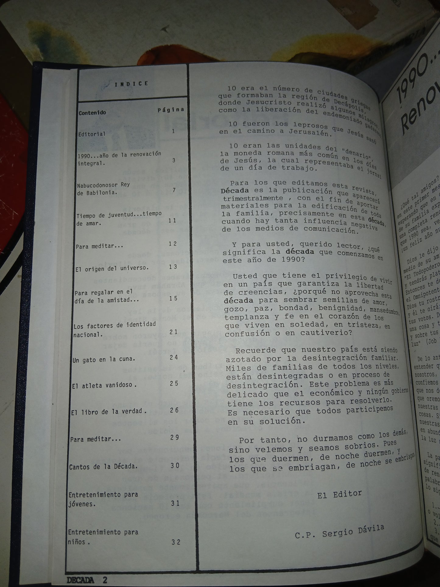 REVISTA FAMILIAR DÉCADA (VARIOS AUTORES) USADO RELIGIÓN LITERARIO 207