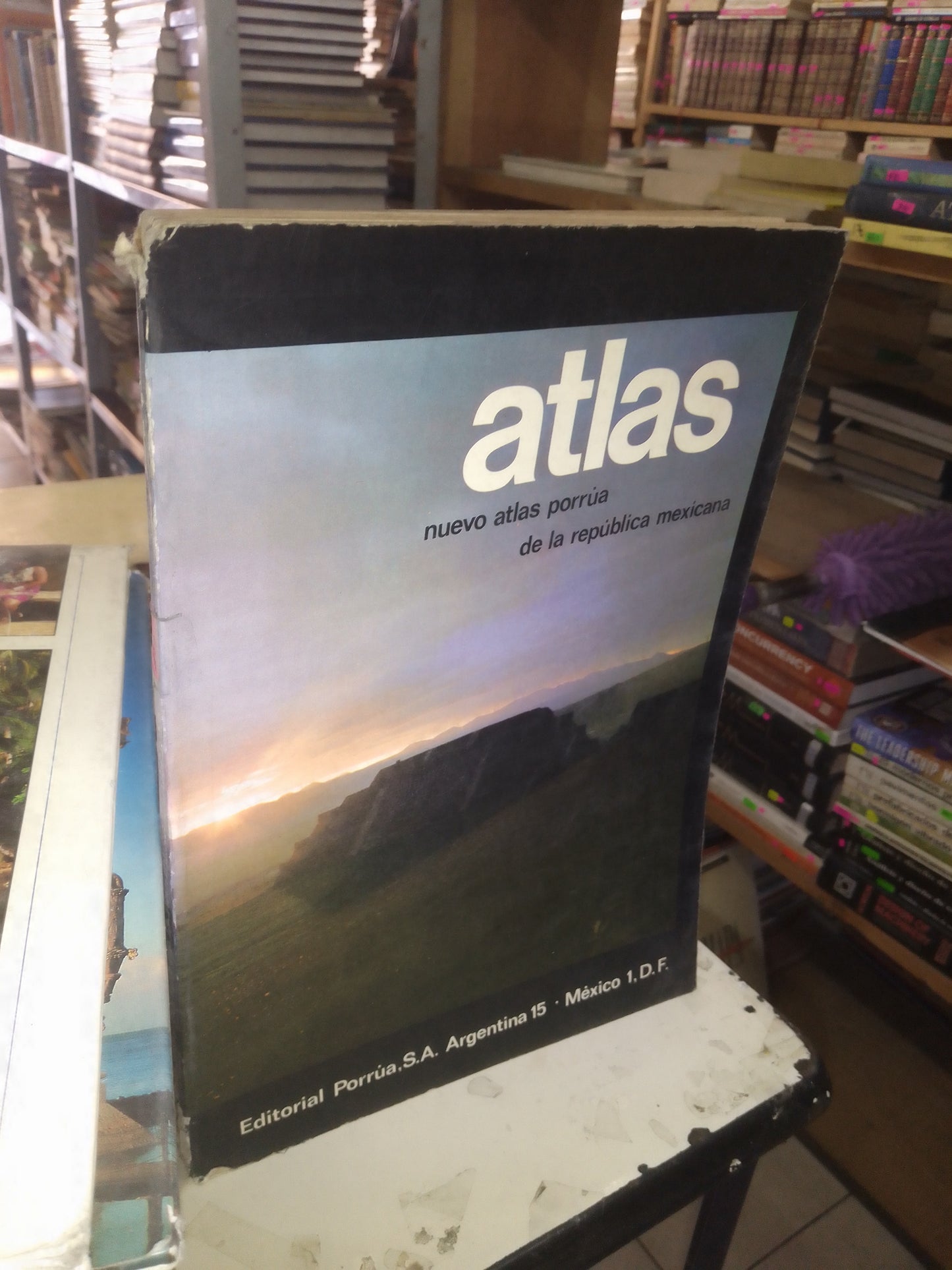 NUEVO ATLAS PORRÚA DE LA REPÚBLICA MEXICANA POR ENRIQUETA GARCÍA DE MIRANDA Y ZAIDA FALCÓN DE GYVES USADO TURISMO INTERNACIONAL LITERARIO 207