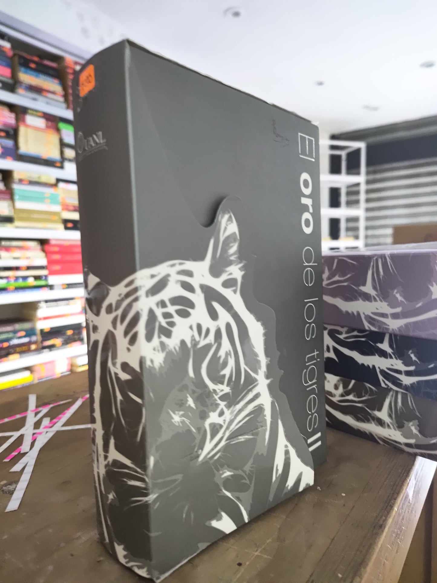 EL ORO DE LOS TIGRES POR UANL USADO POESIA JUAREZ 515