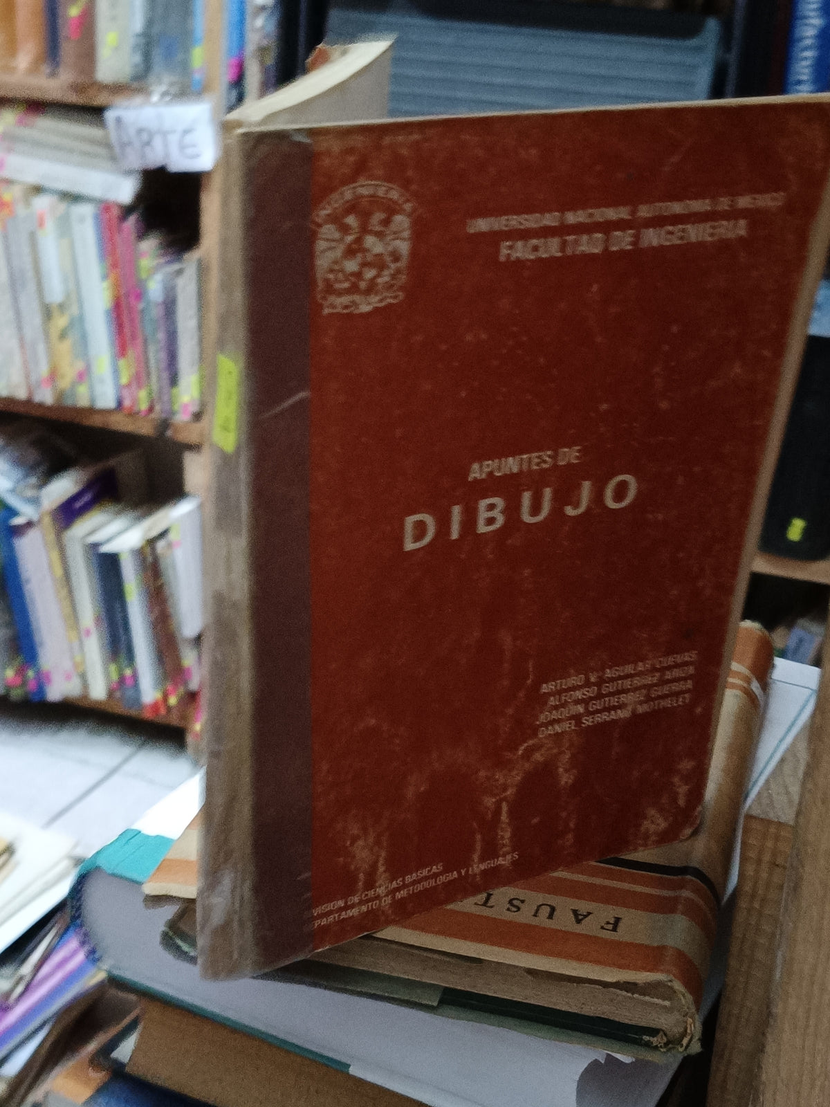 APUNTES DE DIBUJO ARTURO V. AGUILAR CUEVAS USADO MATEMATICAS LITERARIO 305