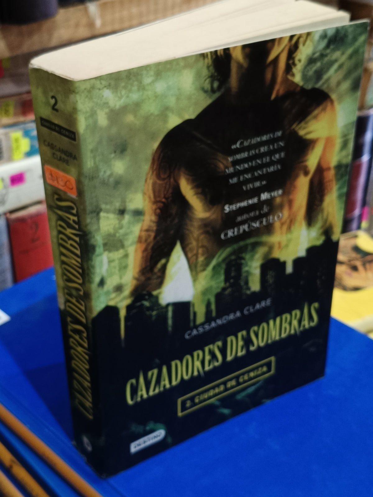 CAZADORES DE SOMBRAS CIUDAD CENIZA CASSANDRA CLARE USADO NOVELA LITERARIO 305