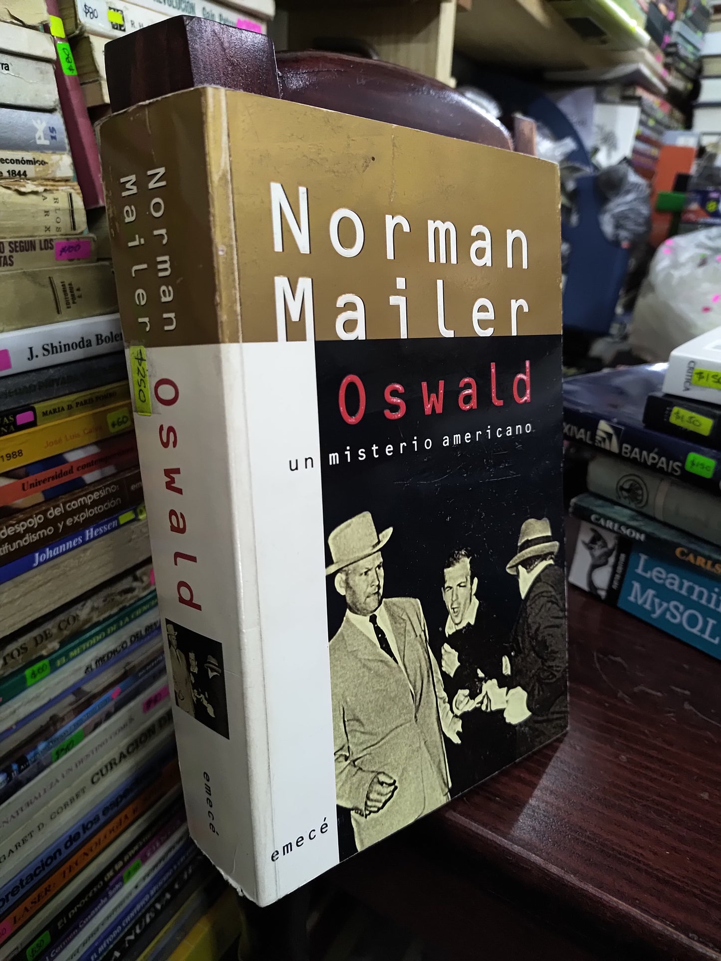OSWALD UN MISTERIO AMERICANO POR NORMAN MAILER USADO NOVELAS LITERARIO 207